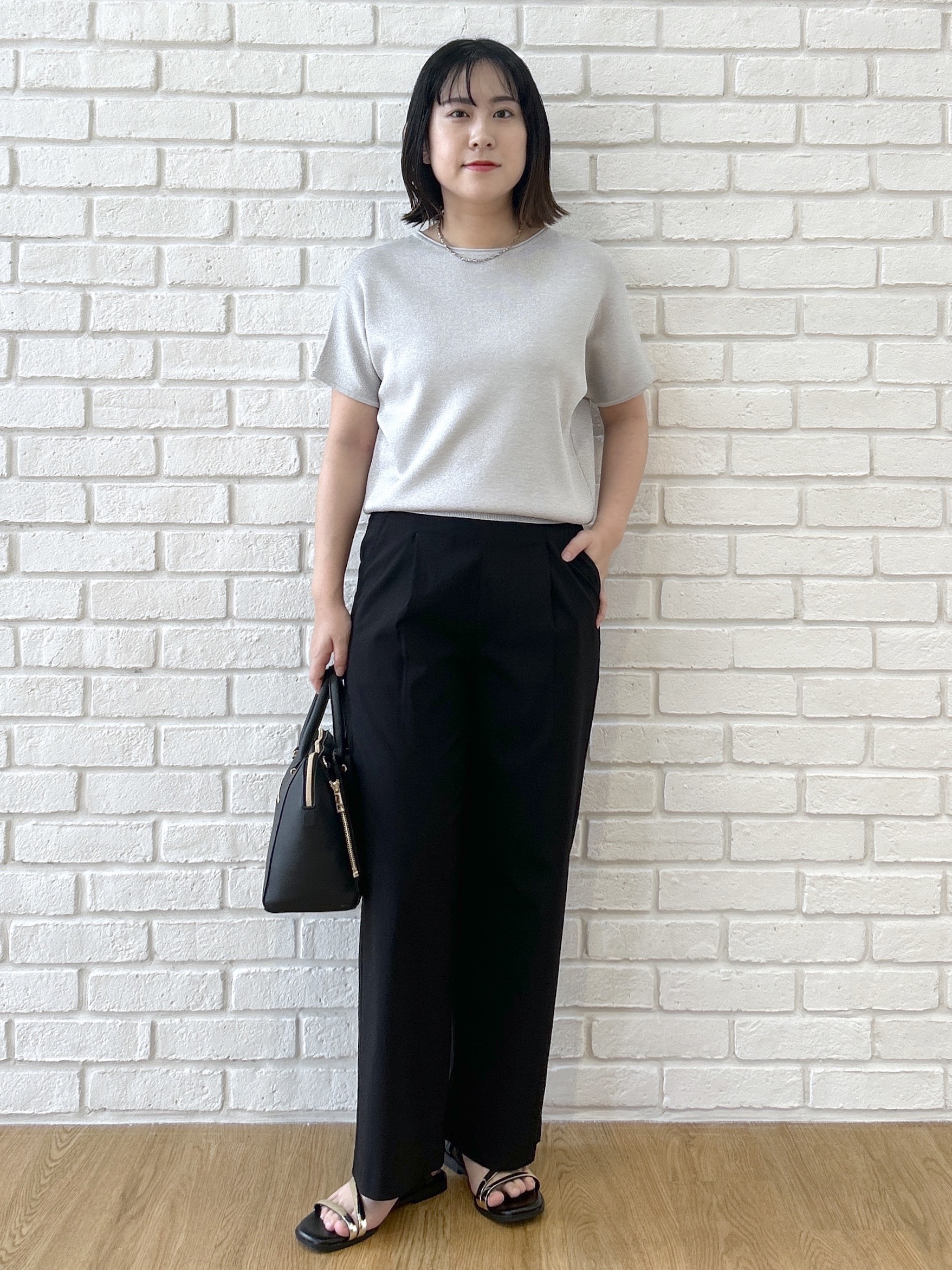 Hirokaさんの「grove｜【シリーズ累計36万枚！名品ニット】やわらかドライタッチ ドルマンニット」を使ったコーディネート