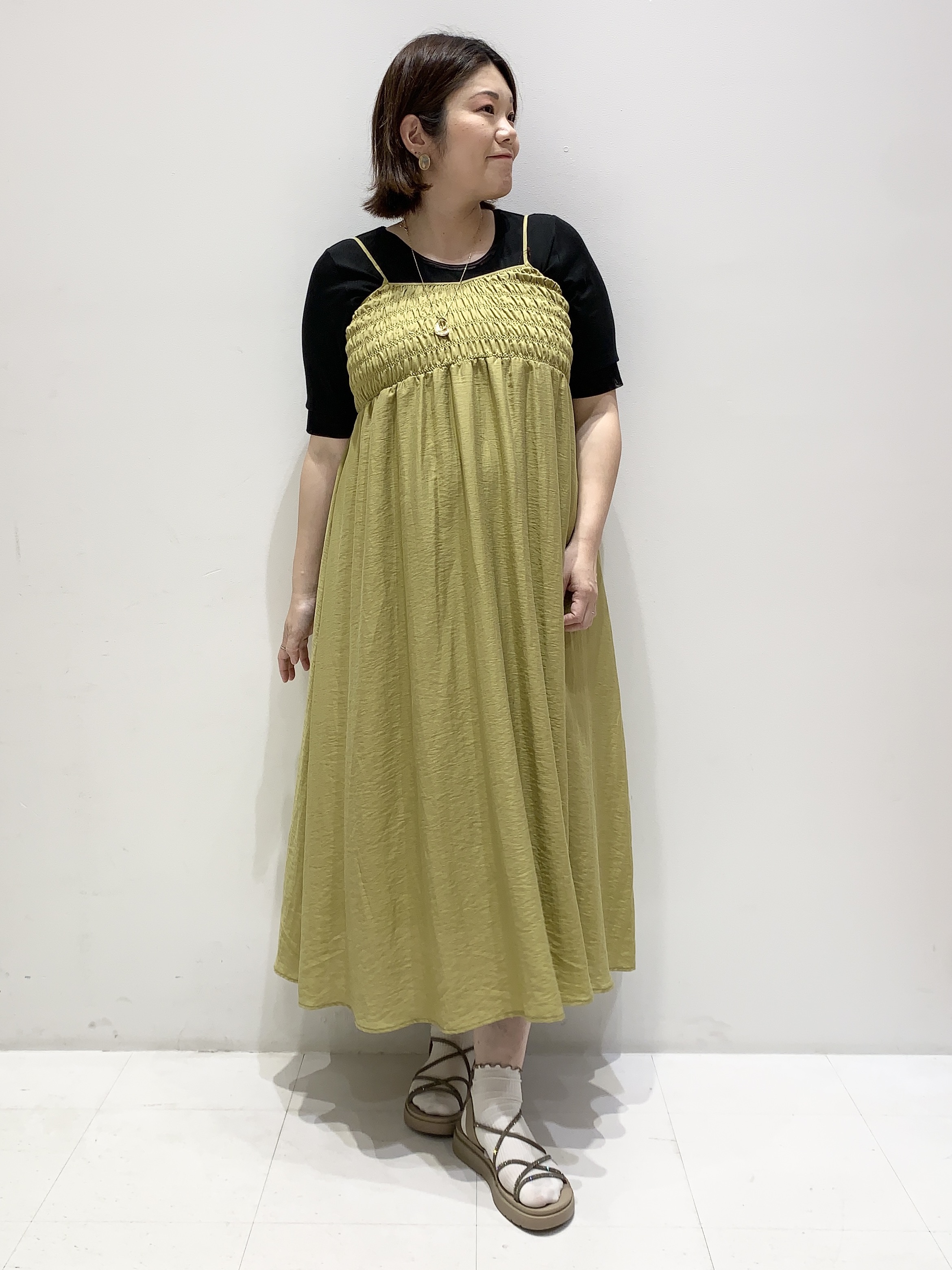 みいちゃんさんの「grove｜【洗濯機OK/SETUP可】シワになりにくいハーフスリーブジャケット」を使ったコーディネート