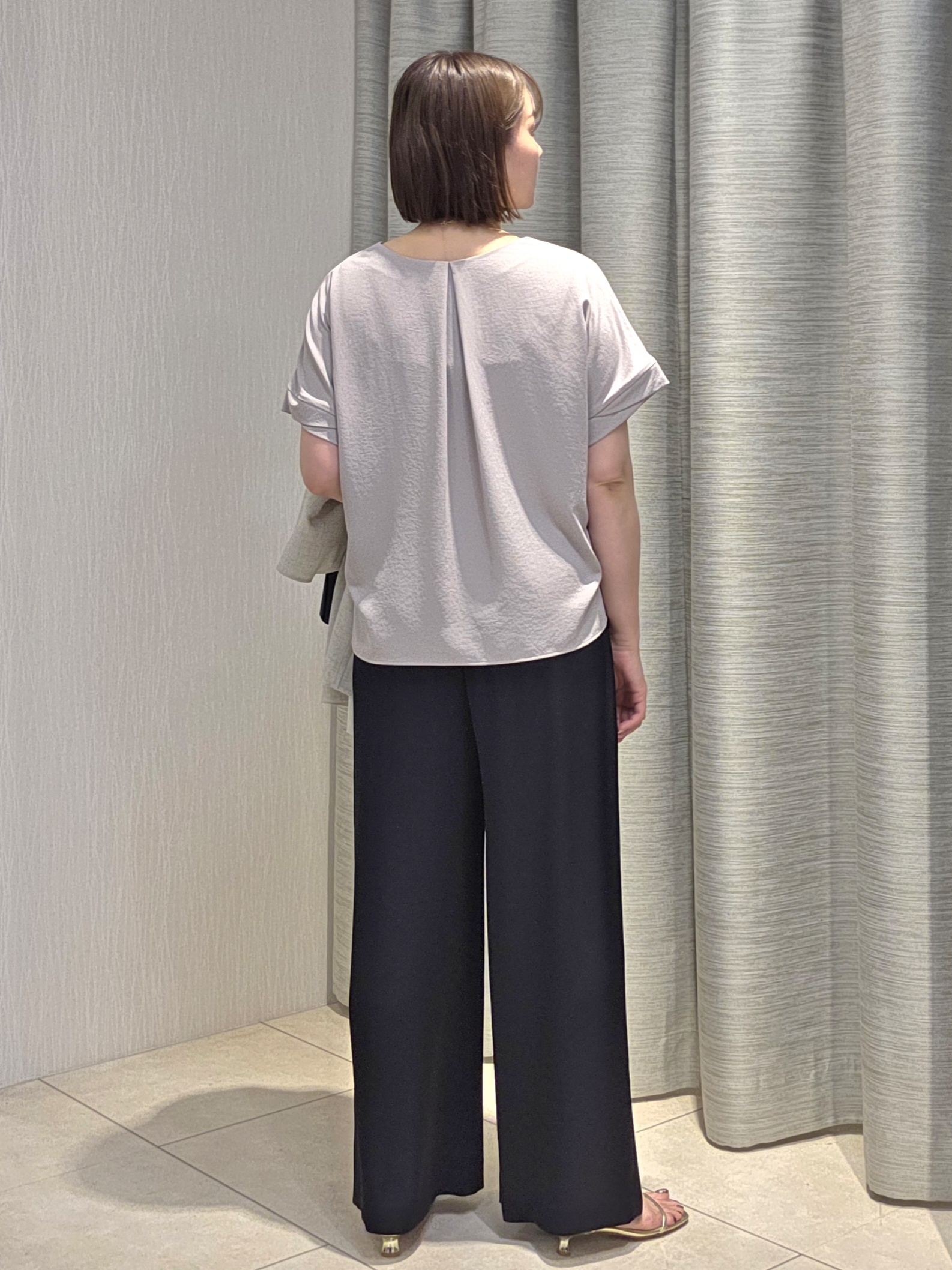 naokoさんの「UNTITLED｜◆【さらりと快適/セットアップ可/UV/接触冷感】スラブカラーレスジャケット」を使ったコーディネート