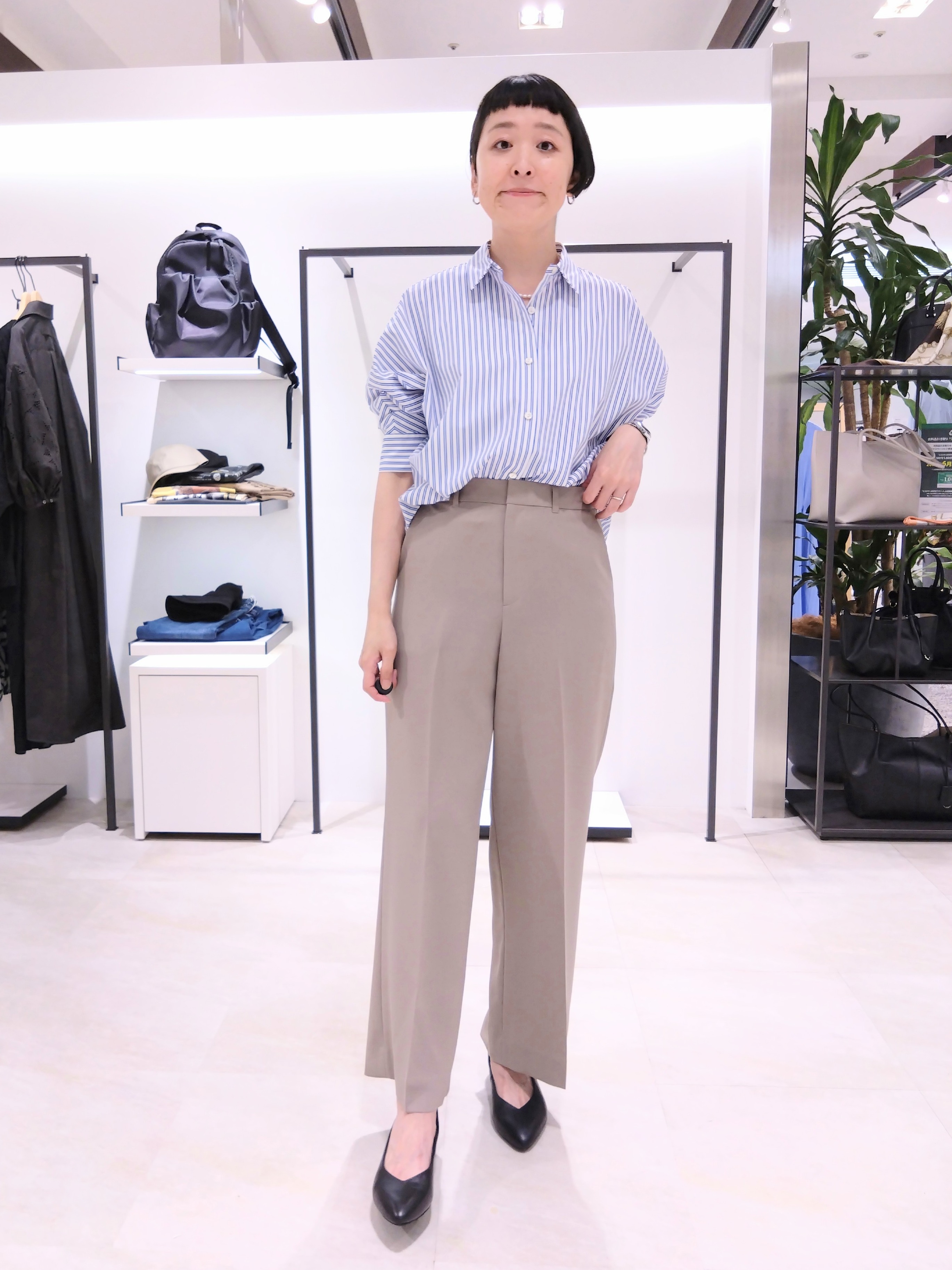 まちこさんの「UNTITLED｜【接触冷感/吸水速乾/UVカット】ドルマンスリーブシャツ」を使ったコーディネート