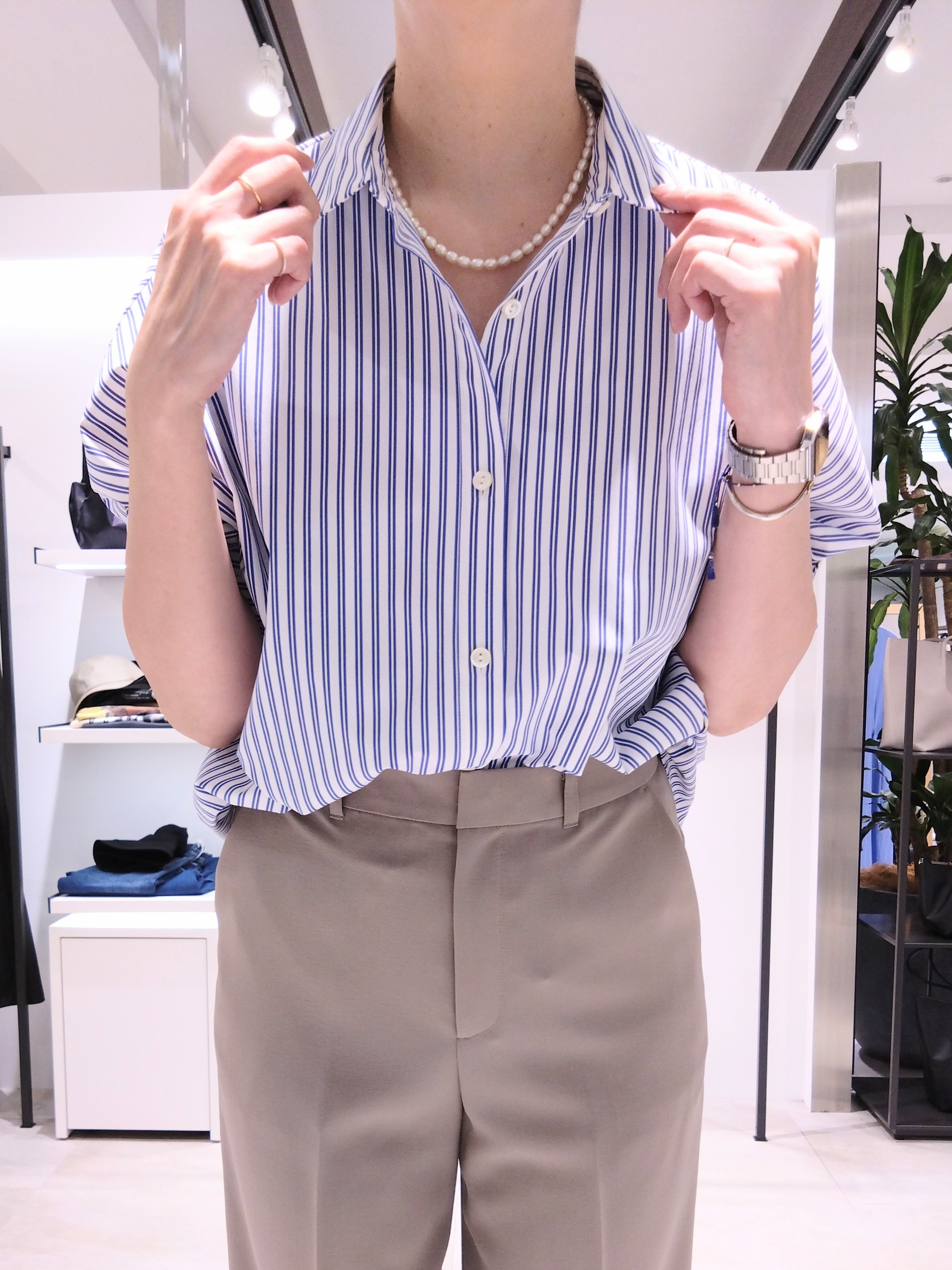 まちこさんの「UNTITLED｜【接触冷感/吸水速乾/UVカット】ドルマンスリーブシャツ」を使ったコーディネート