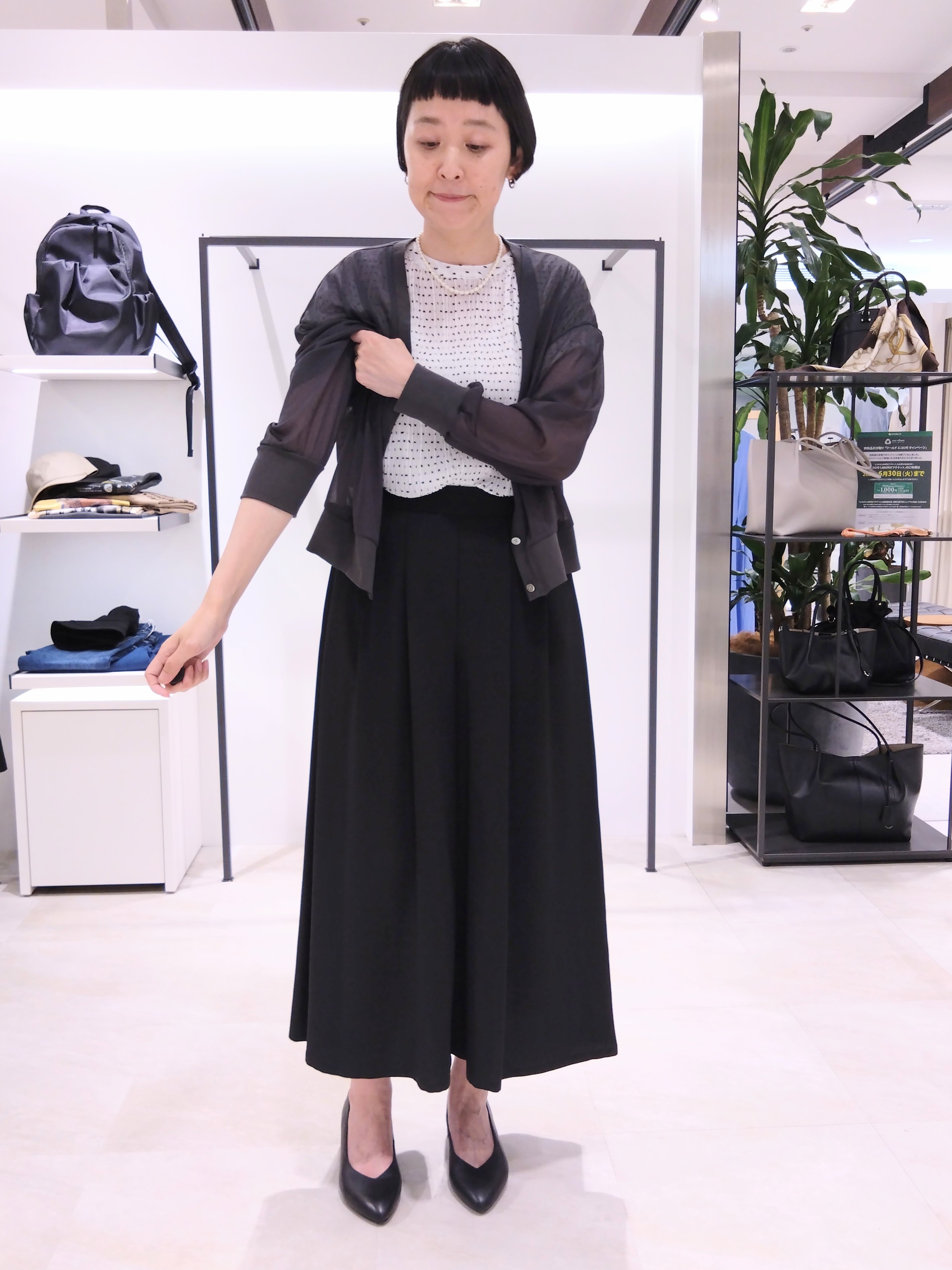 まちこさんの「UNTITLED｜【1枚で着映える】ドットジャガードブラウス」を使ったコーディネート