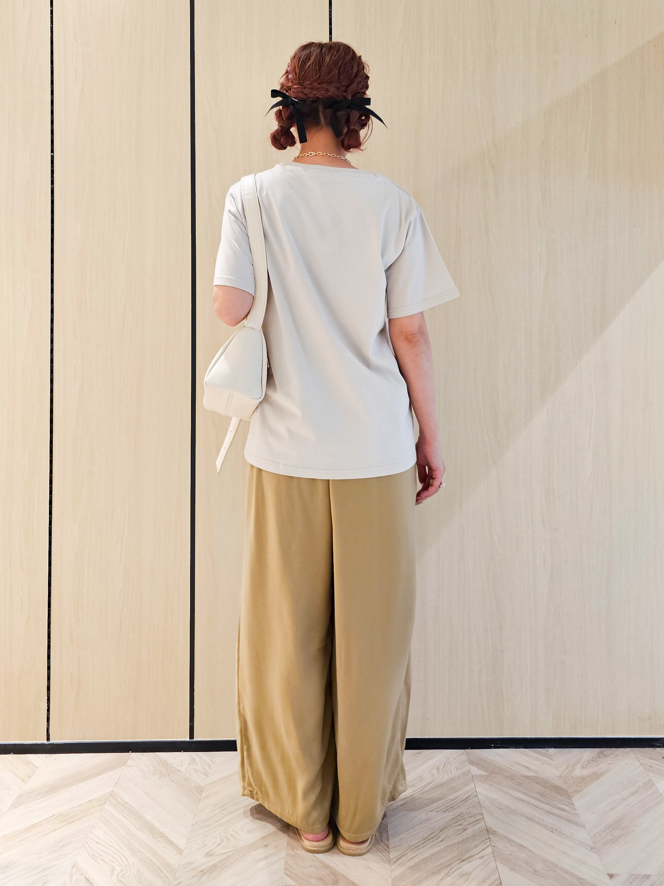 ゆゆさんの「SHOO･LA･RUE｜【洗濯機可/S-LL】夏に快適サラサラ感 大人のプリントTシャツ」を使ったコーディネート