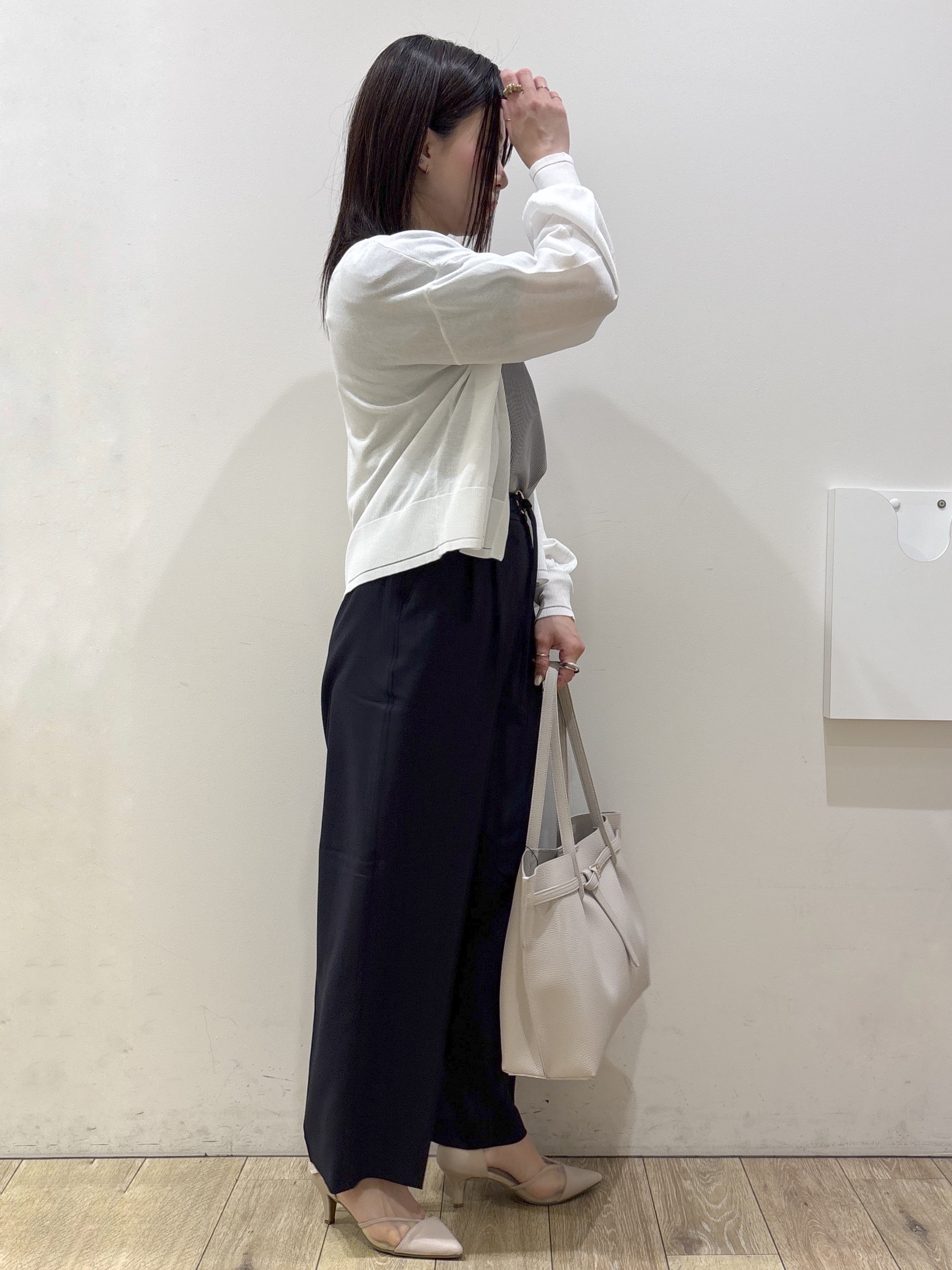 mameさんの「index｜【接触冷感】シアーショートトッパーカーディガン《洗濯機OK／抗ピル》」を使ったコーディネート