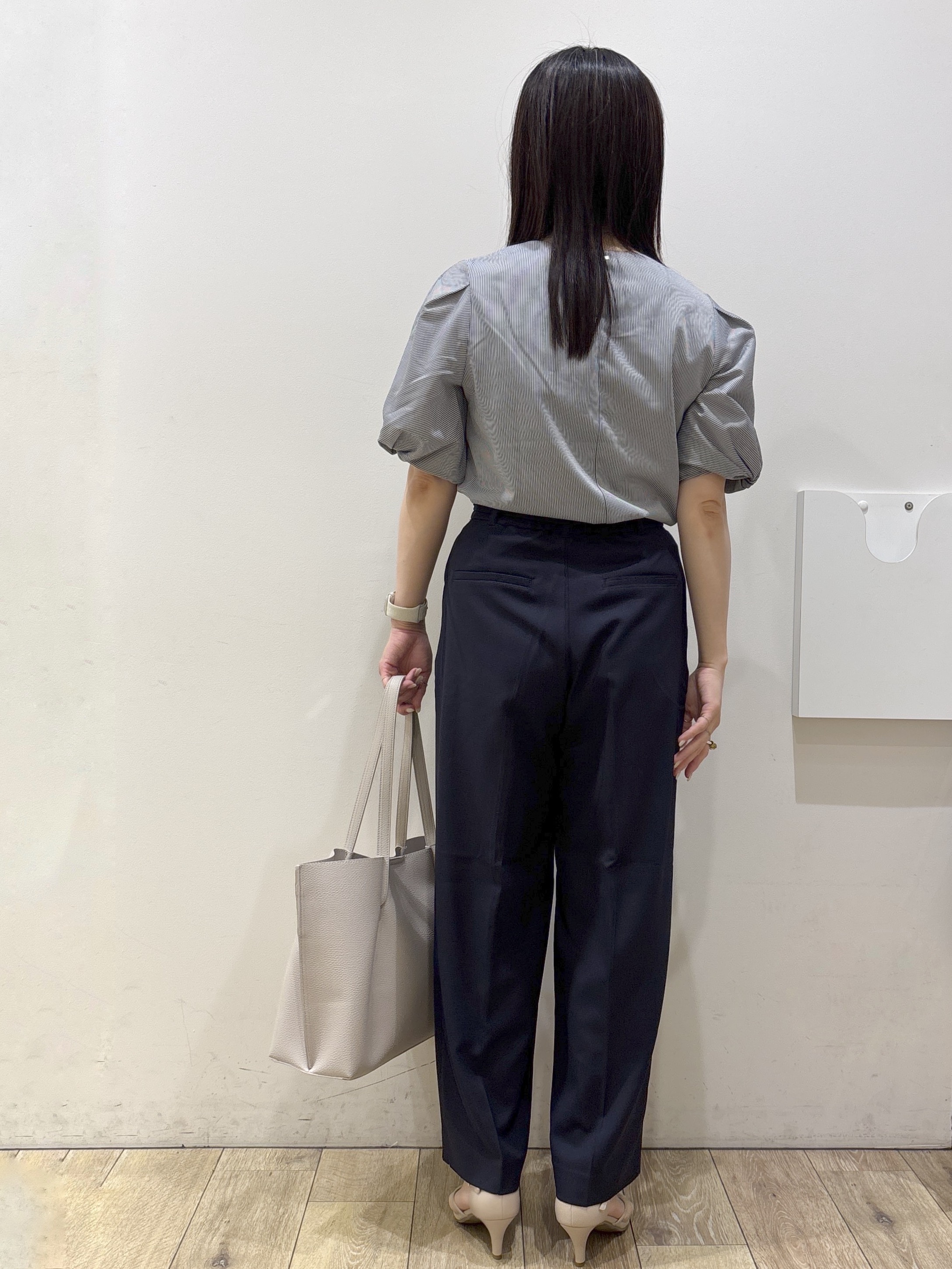 mameさんの「index｜【接触冷感】シアーショートトッパーカーディガン《洗濯機OK／抗ピル》」を使ったコーディネート