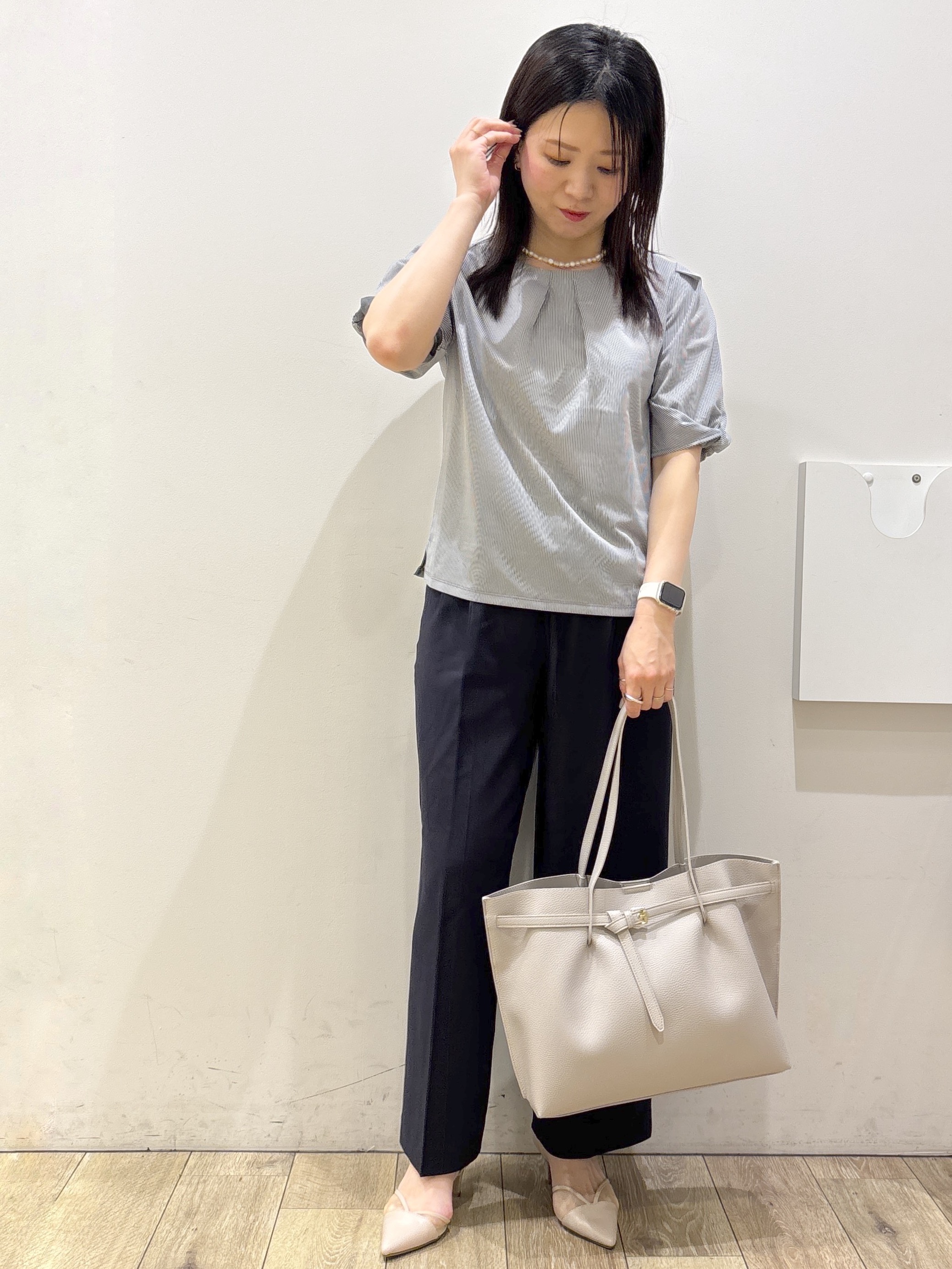 mameさんの「index｜【接触冷感】シアーショートトッパーカーディガン《洗濯機OK／抗ピル》」を使ったコーディネート