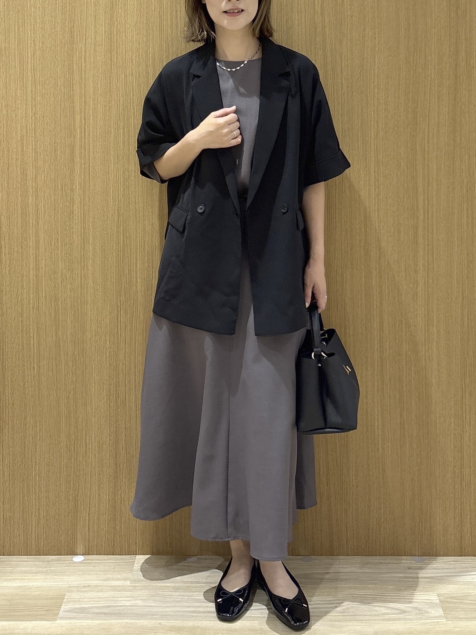 たけねぇさんの「OPAQUE.CLIP｜【接触冷感／吸水速乾／防シワ】リネンライクテーラードジャケット《洗濯機OK》」を使ったコーディネート