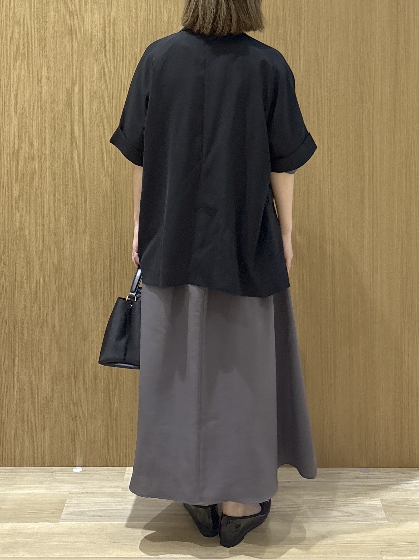 たけねぇさんの「OPAQUE.CLIP｜【接触冷感／吸水速乾／防シワ】リネンライクテーラードジャケット《洗濯機OK》」を使ったコーディネート