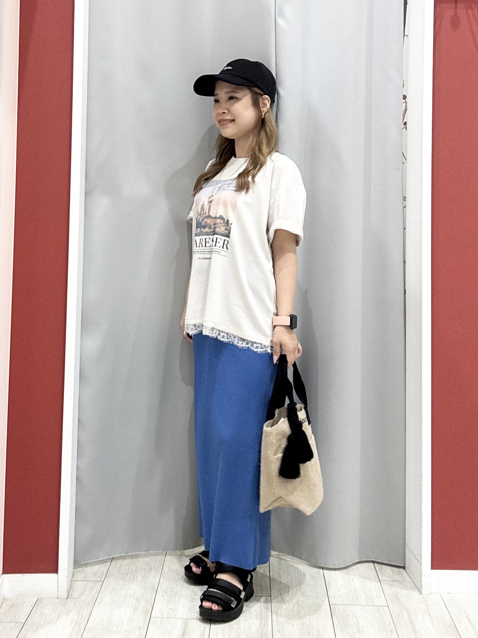 shioさんの「SHOO･LA･RUE｜【UV/S-LL/洗濯機可】真夏に着たい裾レースが女性らしさをプラスする プリントアソートTシャツ」を使ったコーディネート