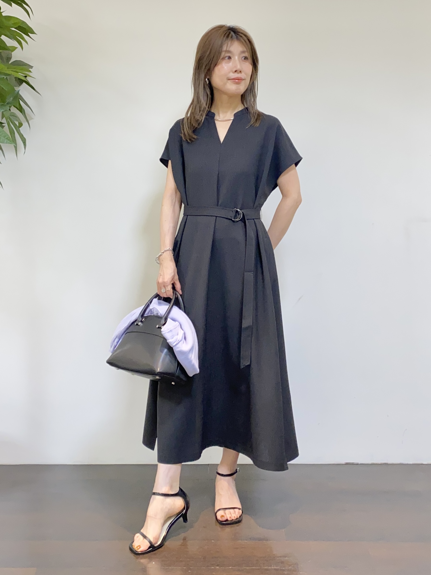 tomoさんの「UNTITLED｜【清涼感/洗える】ミニマルシルエットジャケット」を使ったコーディネート