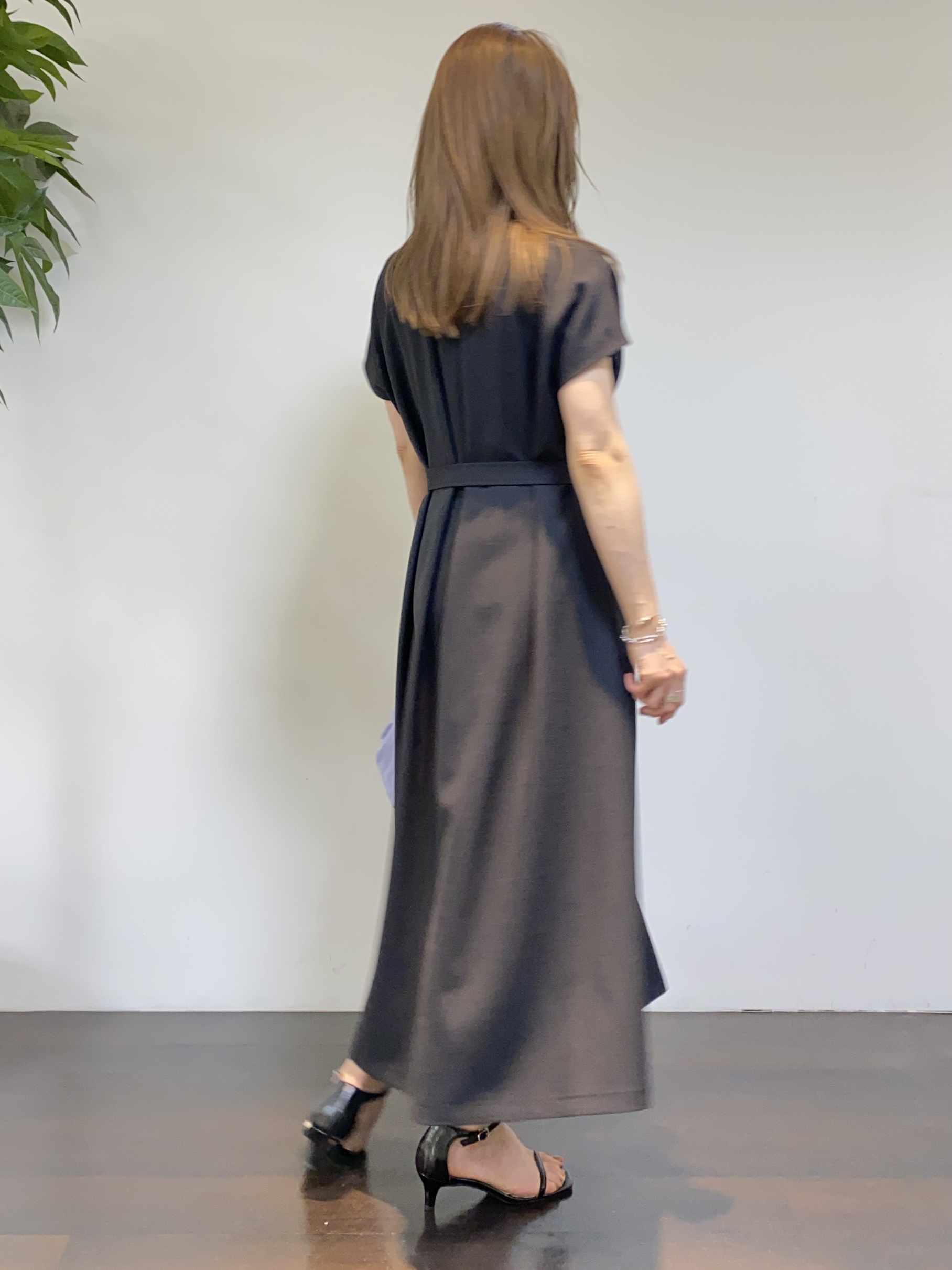tomoさんの「UNTITLED｜【清涼感/洗える】ミニマルシルエットジャケット」を使ったコーディネート