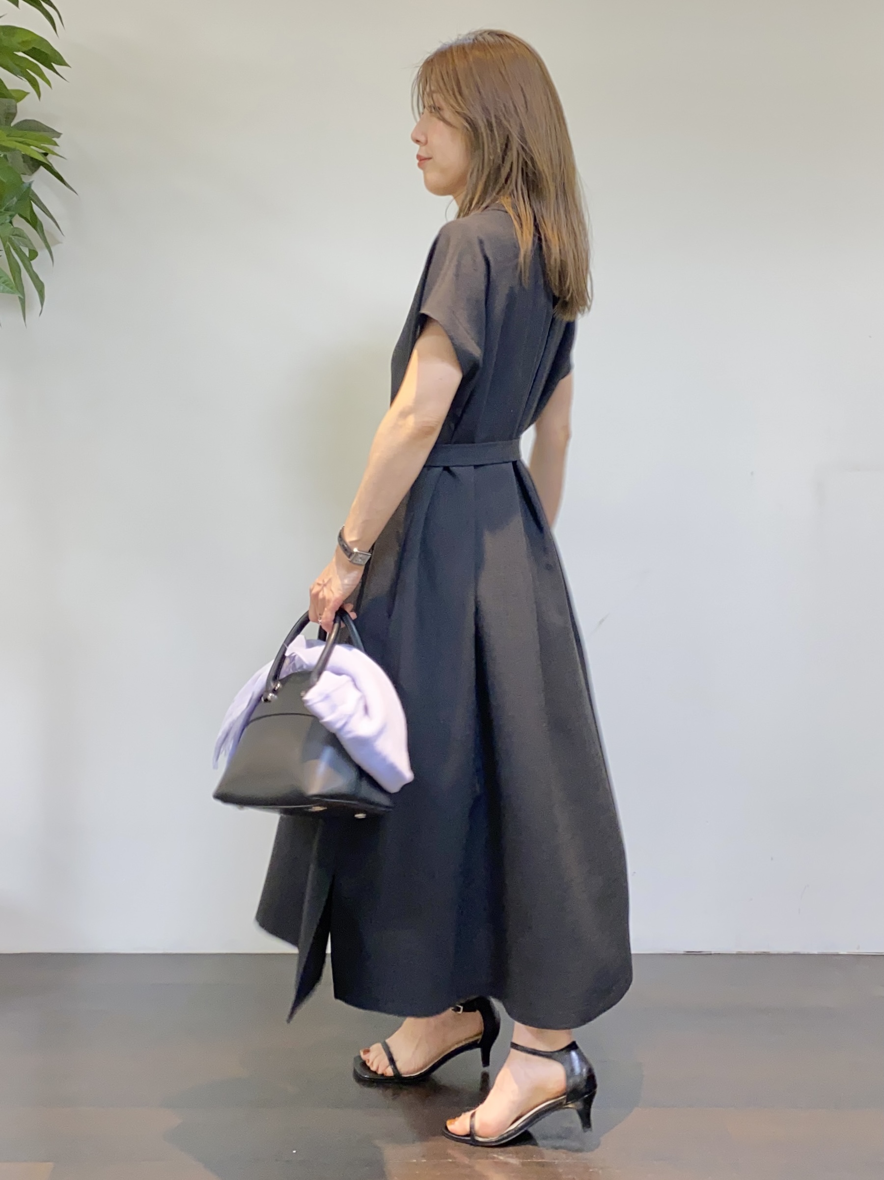 tomoさんの「UNTITLED｜【清涼感/洗える】ミニマルシルエットジャケット」を使ったコーディネート