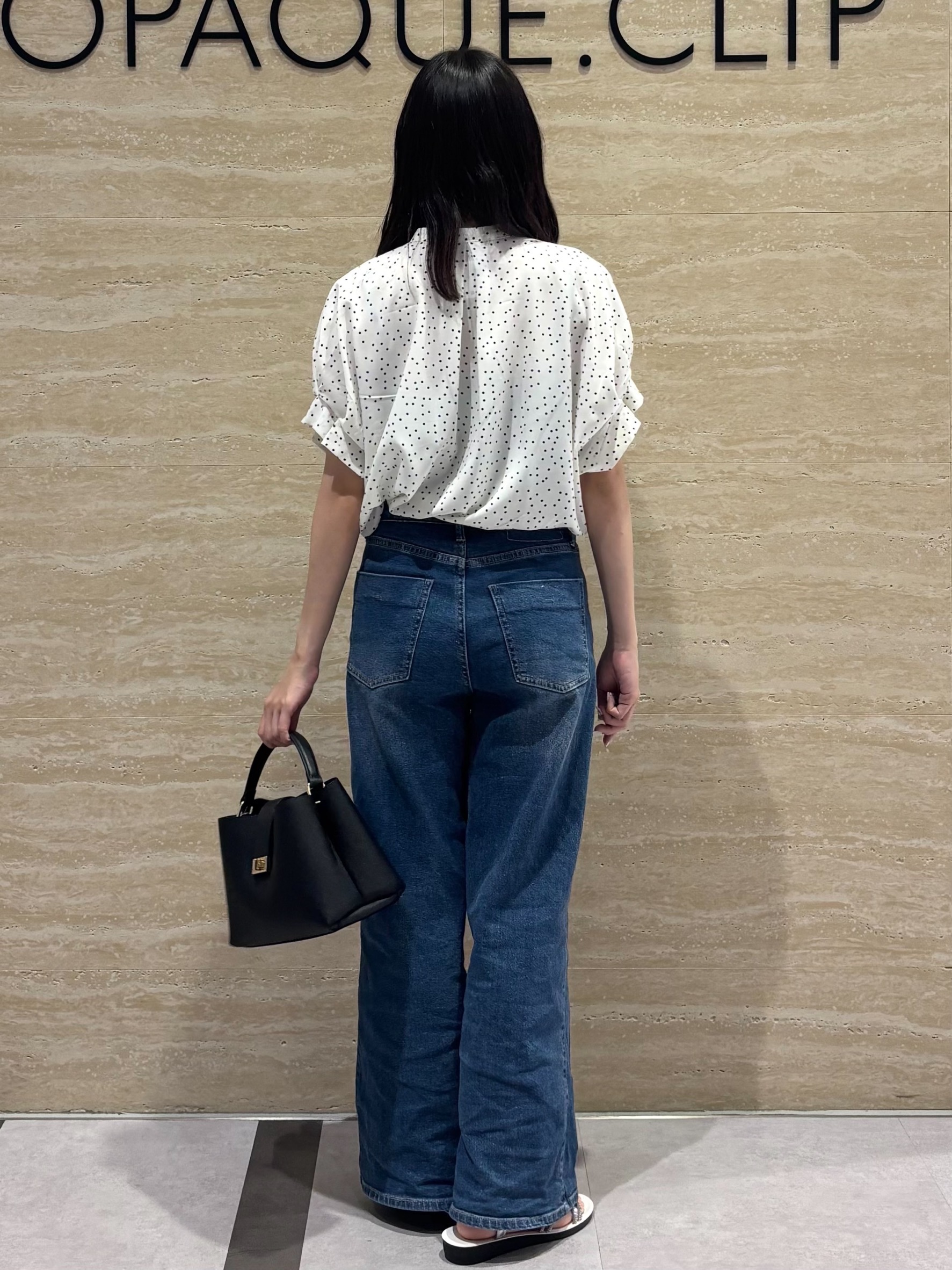 Ririkaさんの「OPAQUE.CLIP｜タックスリーブ プリントブラウス《イージーアイロン／洗濯機OK》」を使ったコーディネート