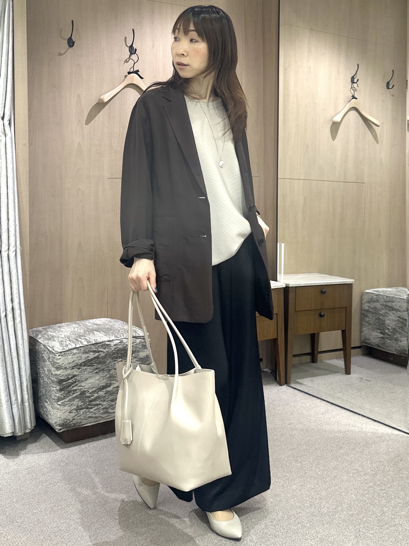 Miwaさんの「UNTITLED｜【11色展開/体型カバー】前後2WAYフレンチスリーブニット」を使ったコーディネート