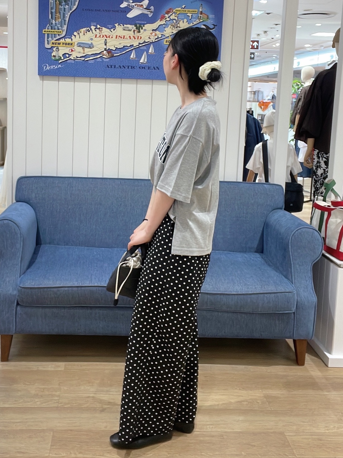 AYAさんの「Dessin｜【撥水加工】ロゴプリントTシャツ」を使ったコーディネート