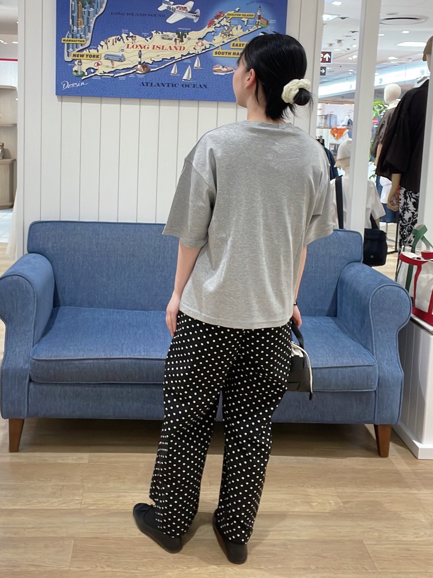 AYAさんの「Dessin｜【撥水加工】ロゴプリントTシャツ」を使ったコーディネート