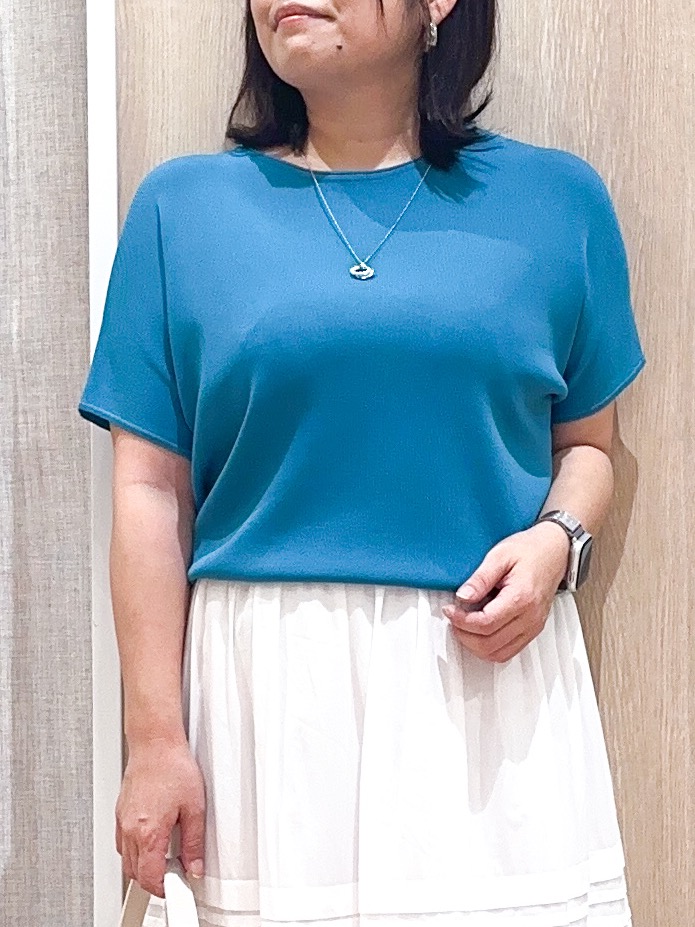 naoさんの「grove｜【シリーズ累計36万枚！名品ニット】やわらかドライタッチ ドルマンニット」を使ったコーディネート