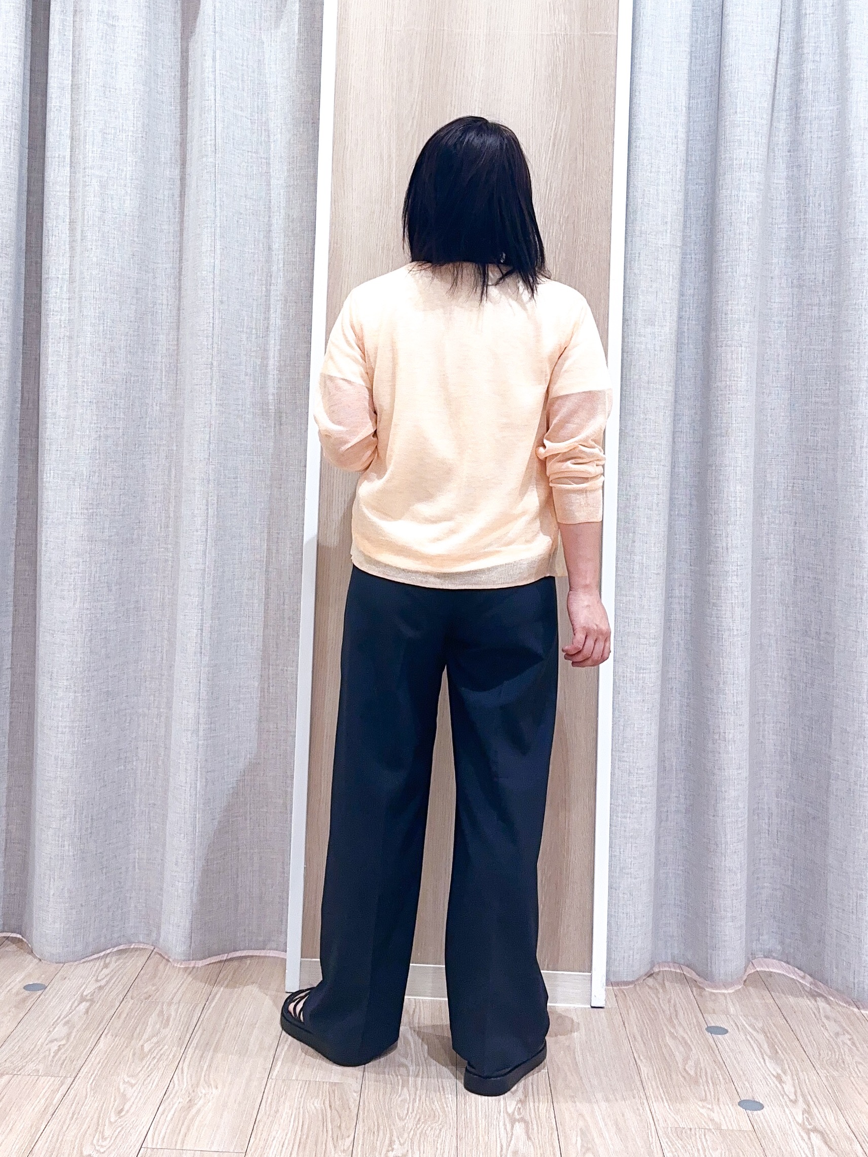 naoさんの「grove｜高評価！【洗える/名品】大人の透け感、シアーカーディガン」を使ったコーディネート