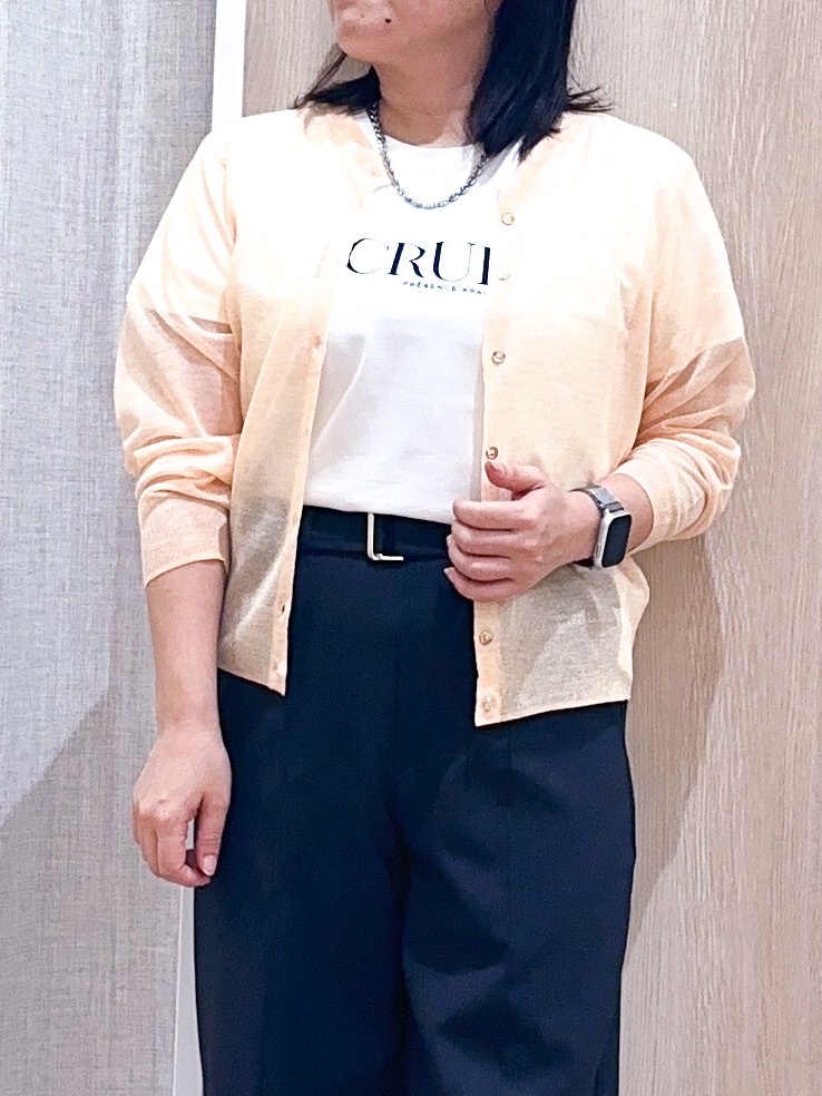 naoさんの「grove｜高評価！【洗える/名品】大人の透け感、シアーカーディガン」を使ったコーディネート