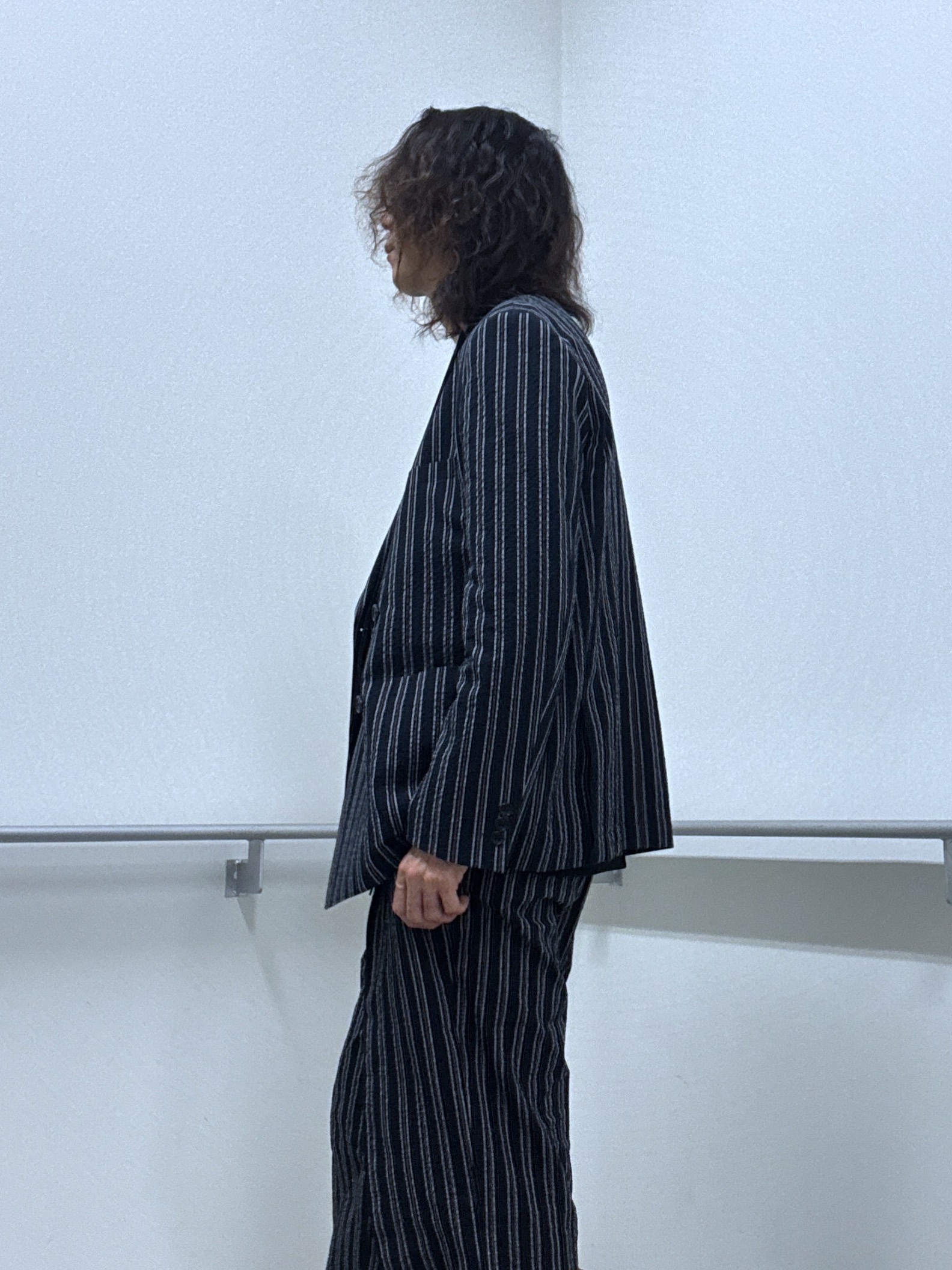 おーのさんの「TAKEO KIKUCHI｜【BOWLER HAT LABEL】サッカーストライプ ダブルジャケット」を使ったコーディネート