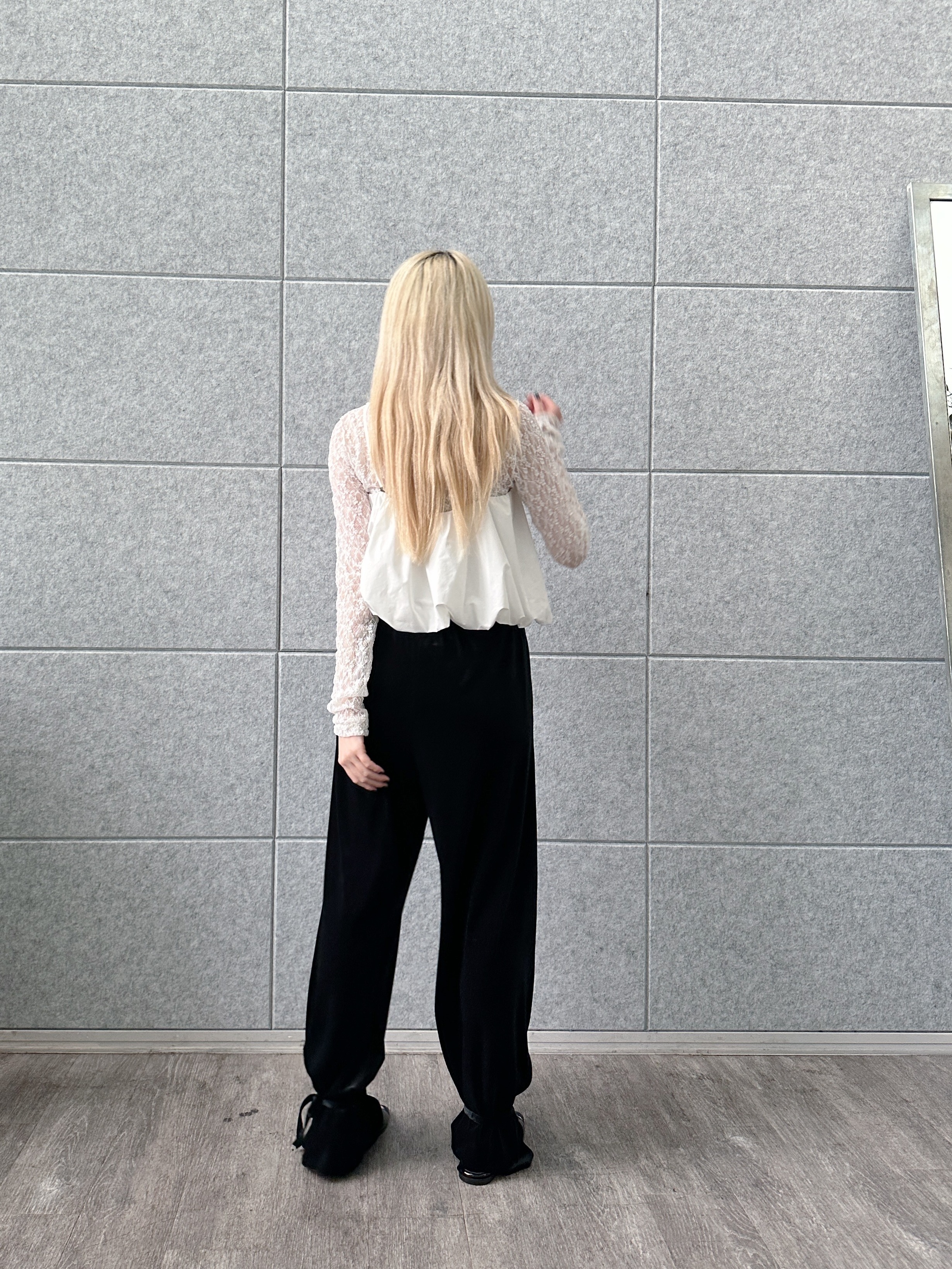 Buyer sakkoさんの「CODE A｜【ReRe】stretch lace tops」を使ったコーディネート