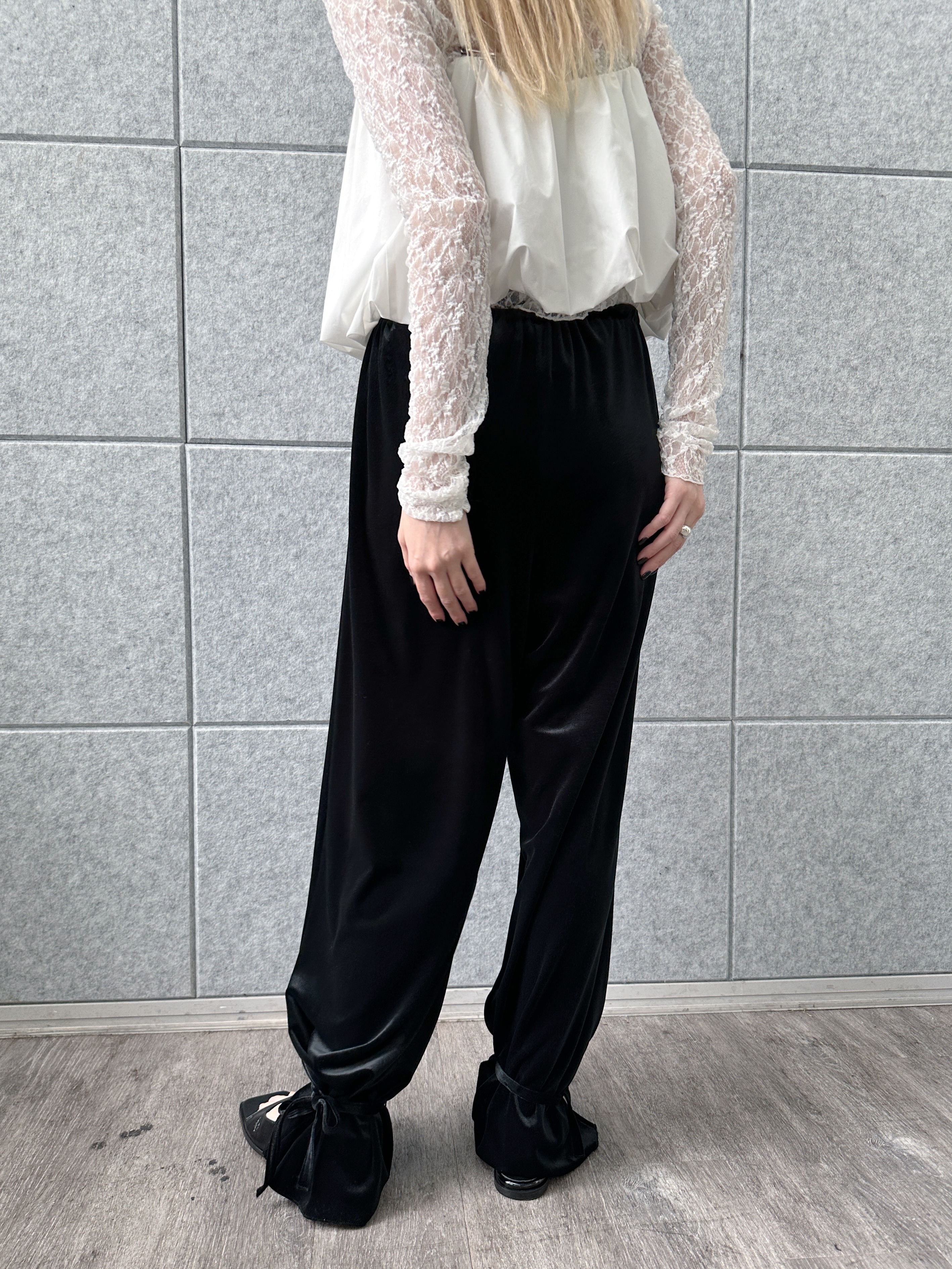 Buyer sakkoさんの「CODE A｜【ReRe】stretch lace tops」を使ったコーディネート
