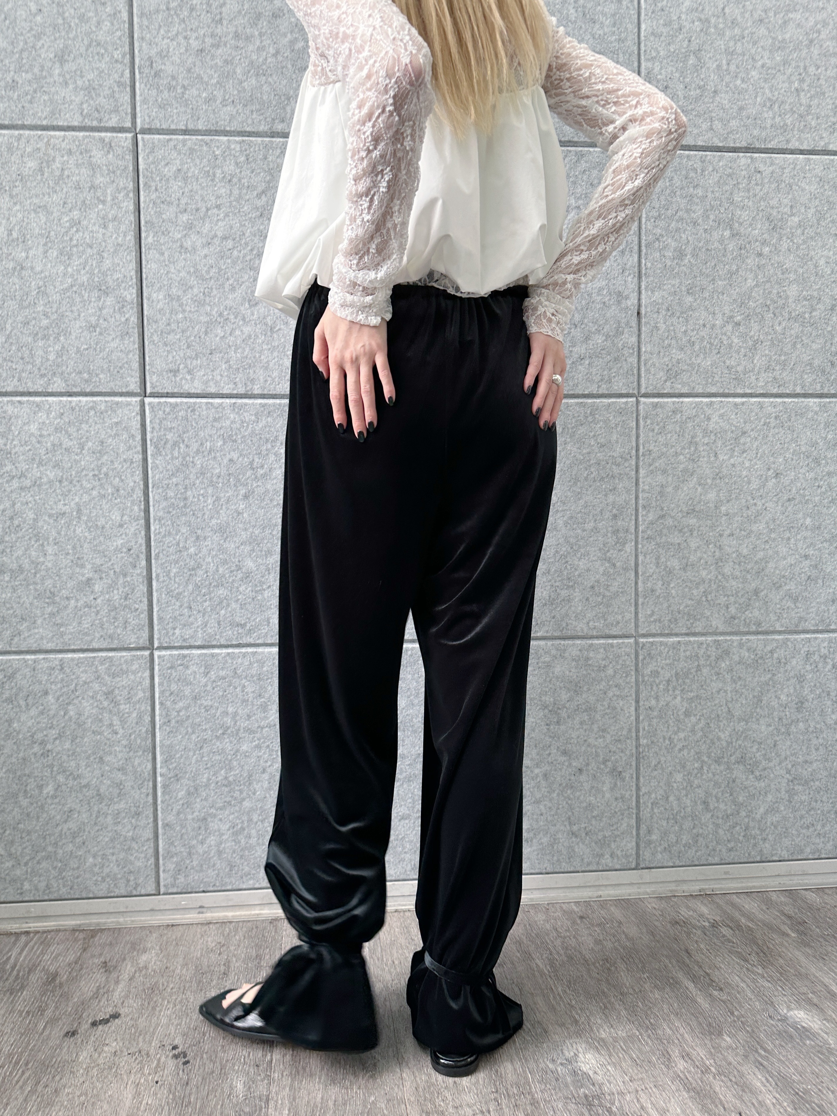 Buyer sakkoさんの「CODE A｜【ReRe】stretch lace tops」を使ったコーディネート