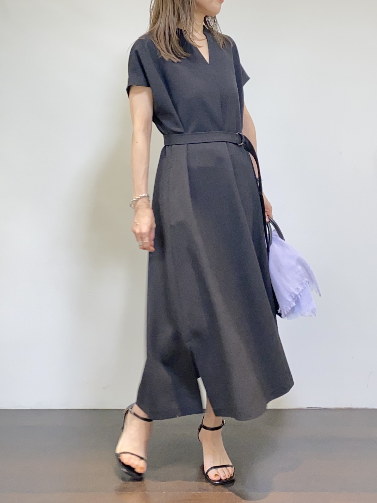 tomoさんの「UNTITLED｜【清涼感/洗える】ミニマルシルエットジャケット」を使ったコーディネート
