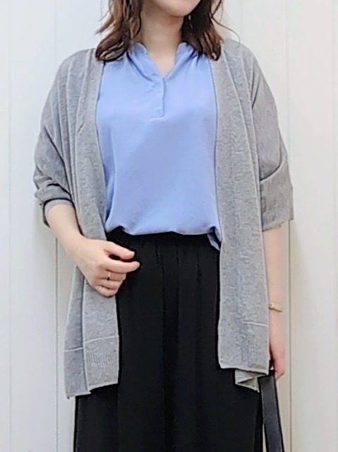 itoさんの「Dessin｜【洗える】ミドル丈シアーカーディガン」を使ったコーディネート