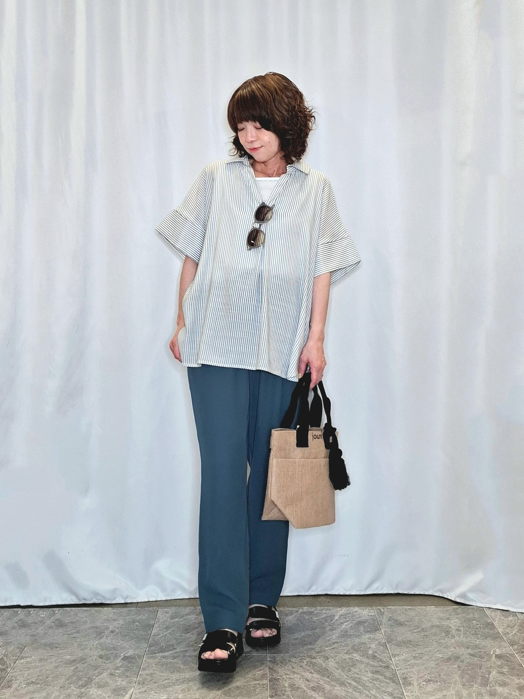 ぬーさんの「SHOO･LA･RUE｜【2点セット/S-LL/洗濯機可】時短でコーデ決まる スラブスキッパーシャツ＋タンクトップ」を使ったコーディネート