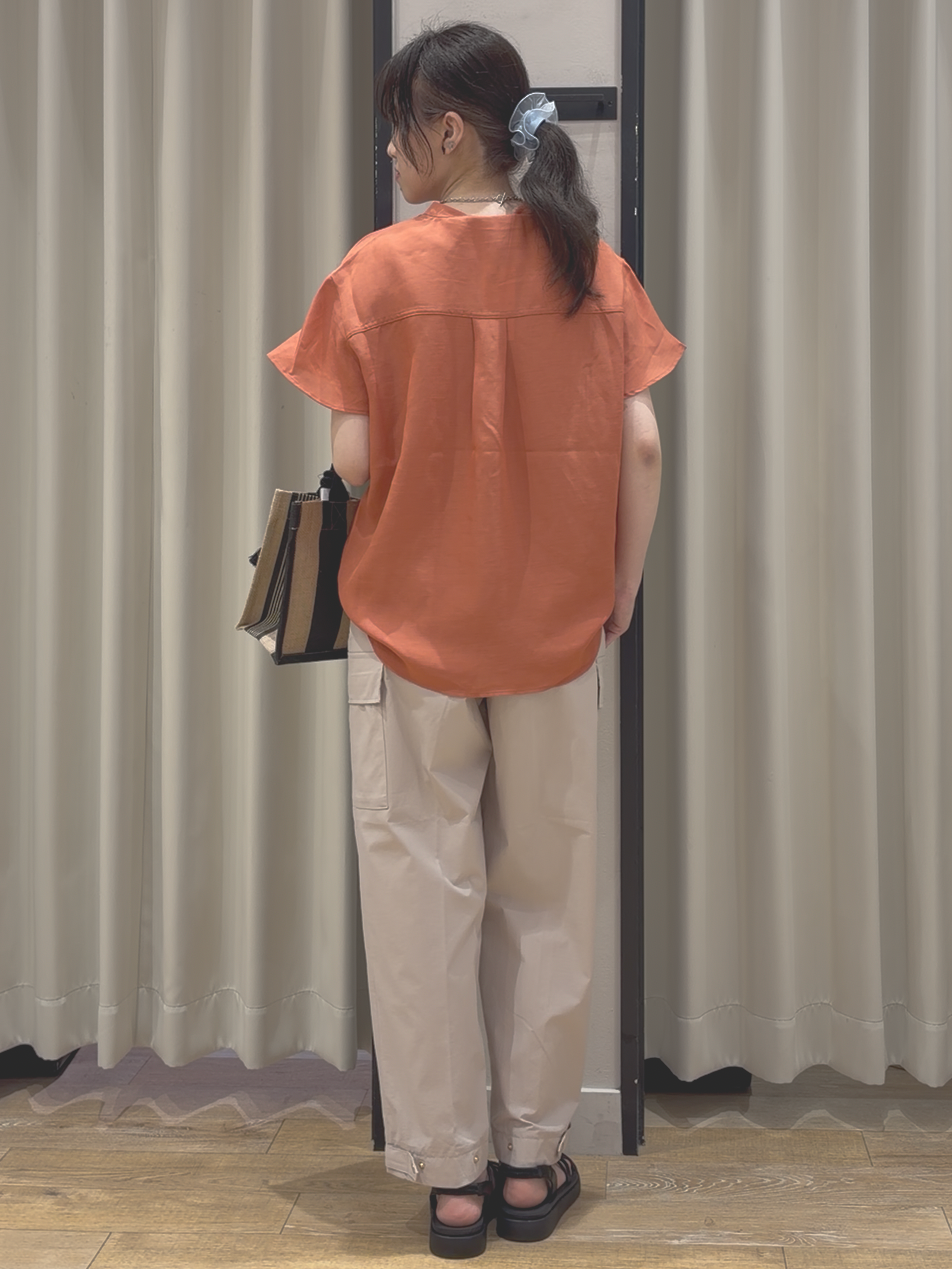 RUKAさんの「grove｜【洗濯機OK/SETUP可】シワになりにくい、フレアスリーブブラウス」を使ったコーディネート
