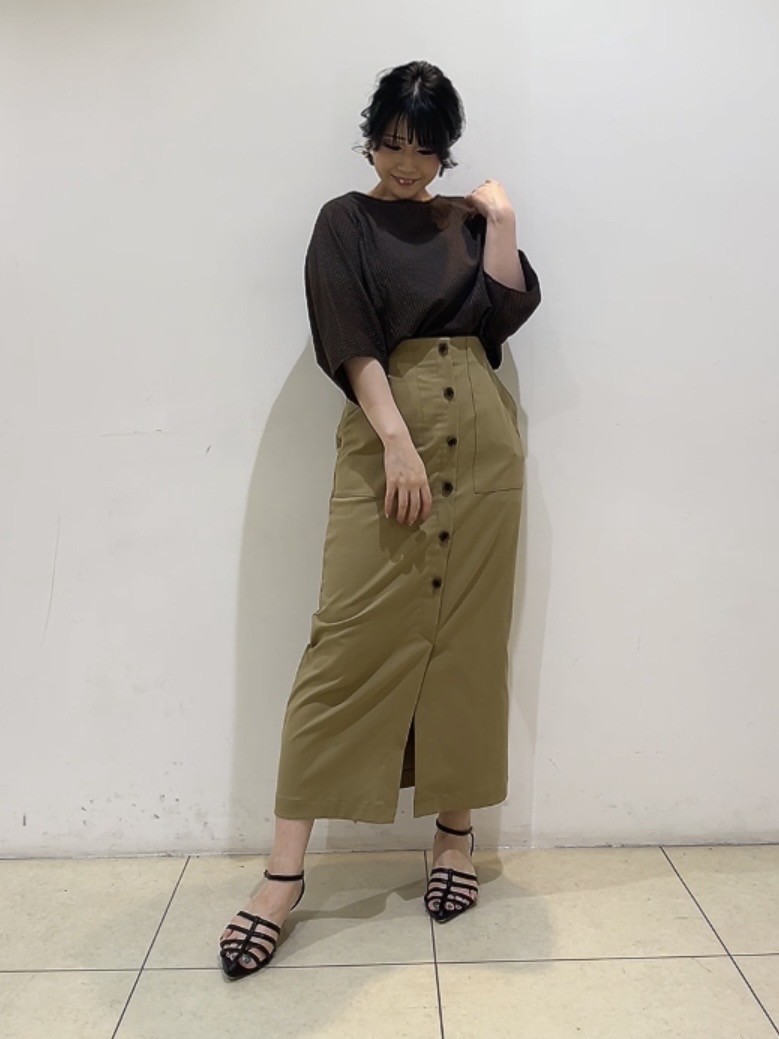 watanabeさんの「UNTITLED｜【体型カバー】サッカーチェックドルマントップス」を使ったコーディネート