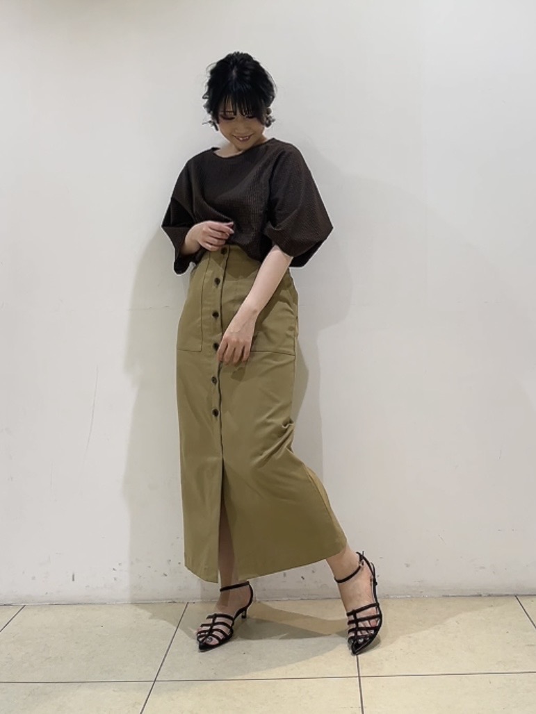 watanabeさんの「UNTITLED｜【体型カバー】サッカーチェックドルマントップス」を使ったコーディネート