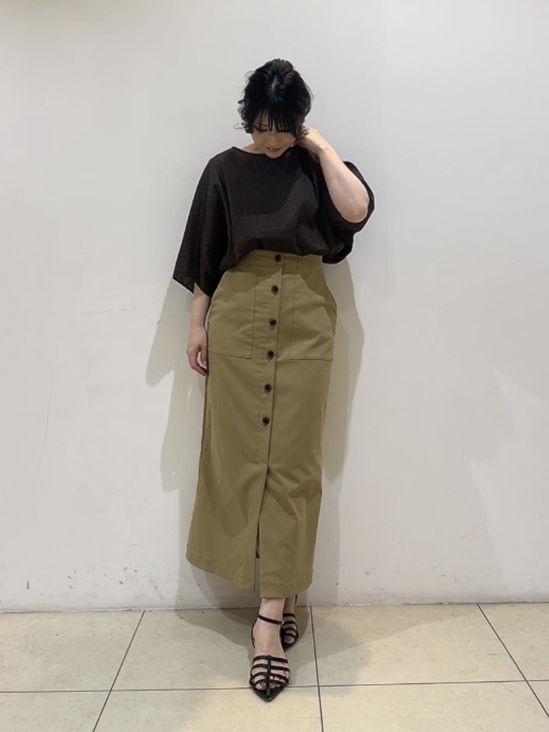 watanabeさんの「UNTITLED｜【体型カバー】サッカーチェックドルマントップス」を使ったコーディネート