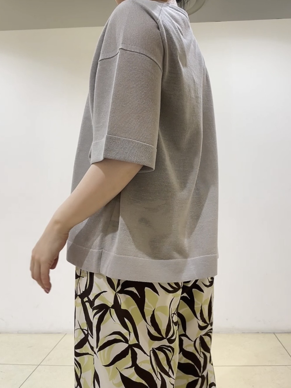 watanabeさんの「UNTITLED｜【アンサンブル可/Tシャツ風/ゆったり】リラックスニットトップス」を使ったコーディネート