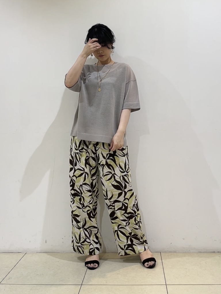 watanabeさんの「UNTITLED｜【アンサンブル可/Tシャツ風/ゆったり】リラックスニットトップス」を使ったコーディネート