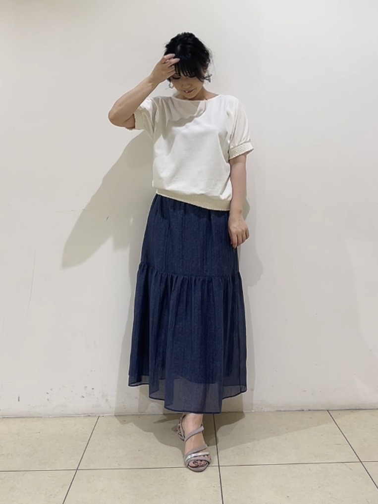 watanabeさんの「UNTITLED｜【接触冷感/汗染み防止/吸水速乾/UVカット】シャーリングプルオーバー」を使ったコーディネート