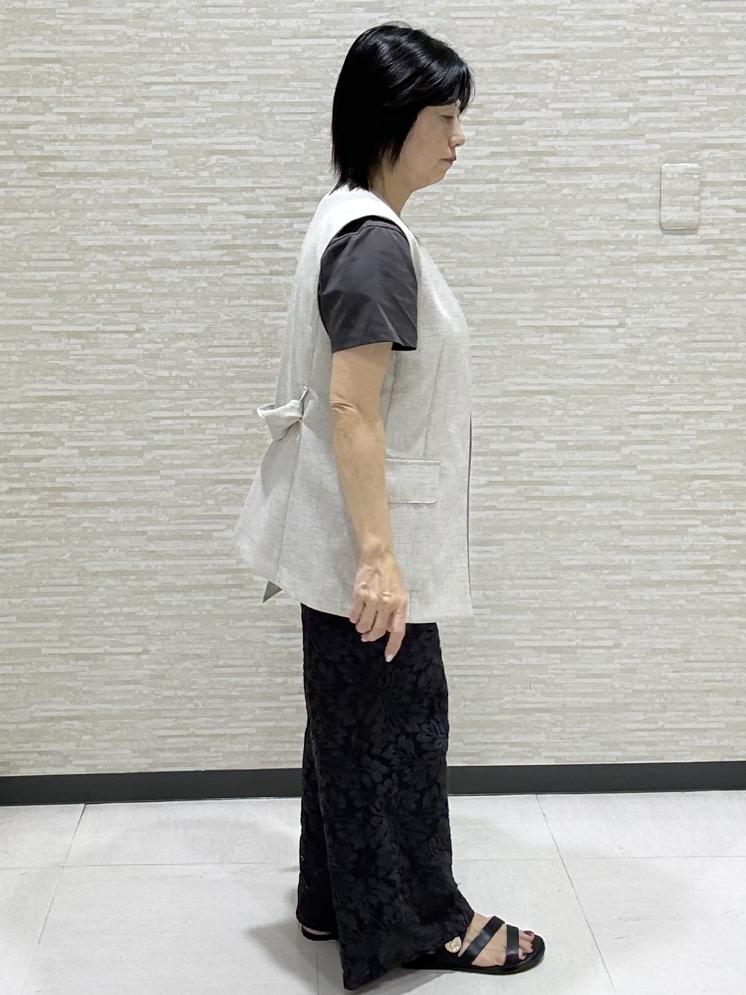 KITAさんの「UNTITLED｜【ウエストゴム/華やか】フラワーレースワイドパンツ」を使ったコーディネート