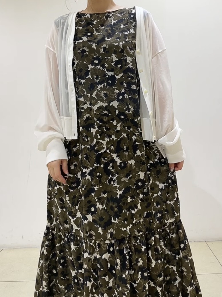 watanabeさんの「UNTITLED｜【7色展開/ゆったり/ショート丈】シアートリコットカーディガン」を使ったコーディネート