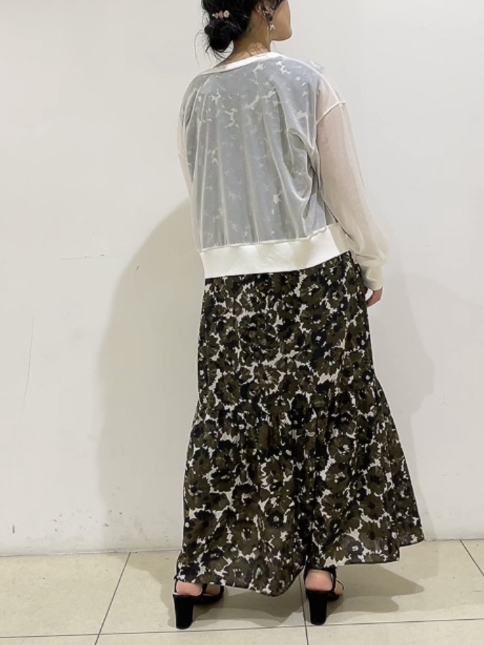 watanabeさんの「UNTITLED｜【7色展開/ゆったり/ショート丈】シアートリコットカーディガン」を使ったコーディネート