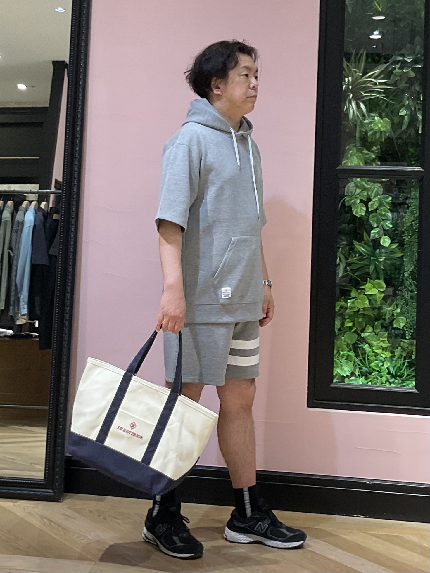Nagaseさんの「DRESSTERIOR｜【セットアップ可】ダンボールフーディー」を使ったコーディネート