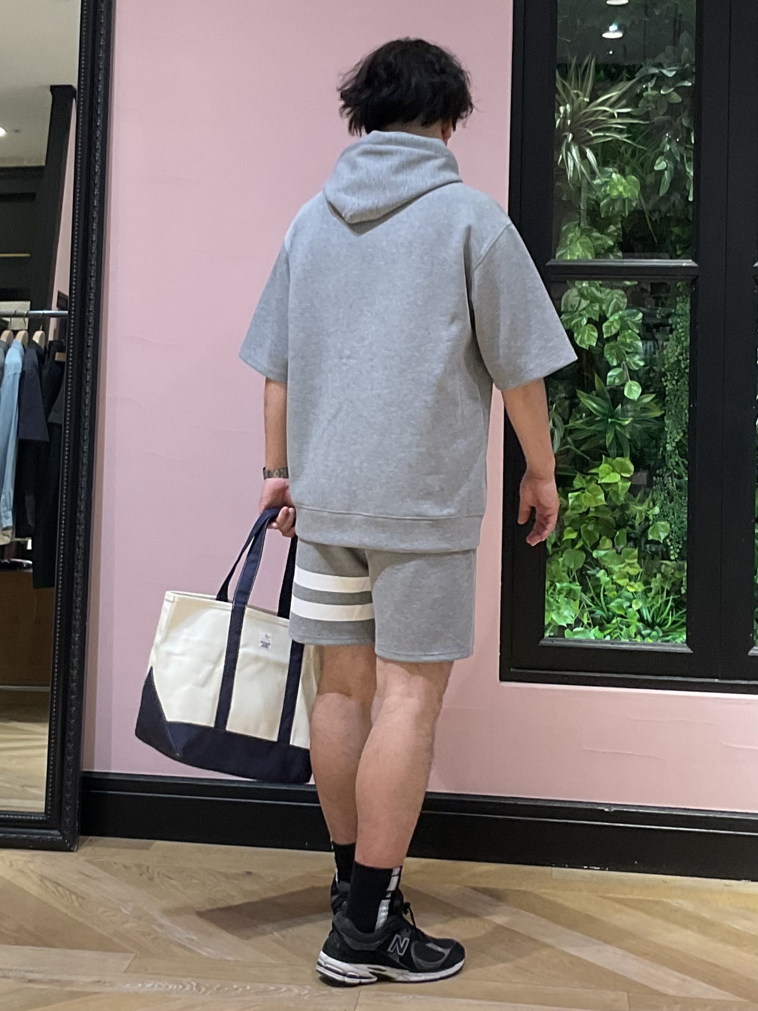 Nagaseさんの「DRESSTERIOR｜【セットアップ可】ダンボールフーディー」を使ったコーディネート