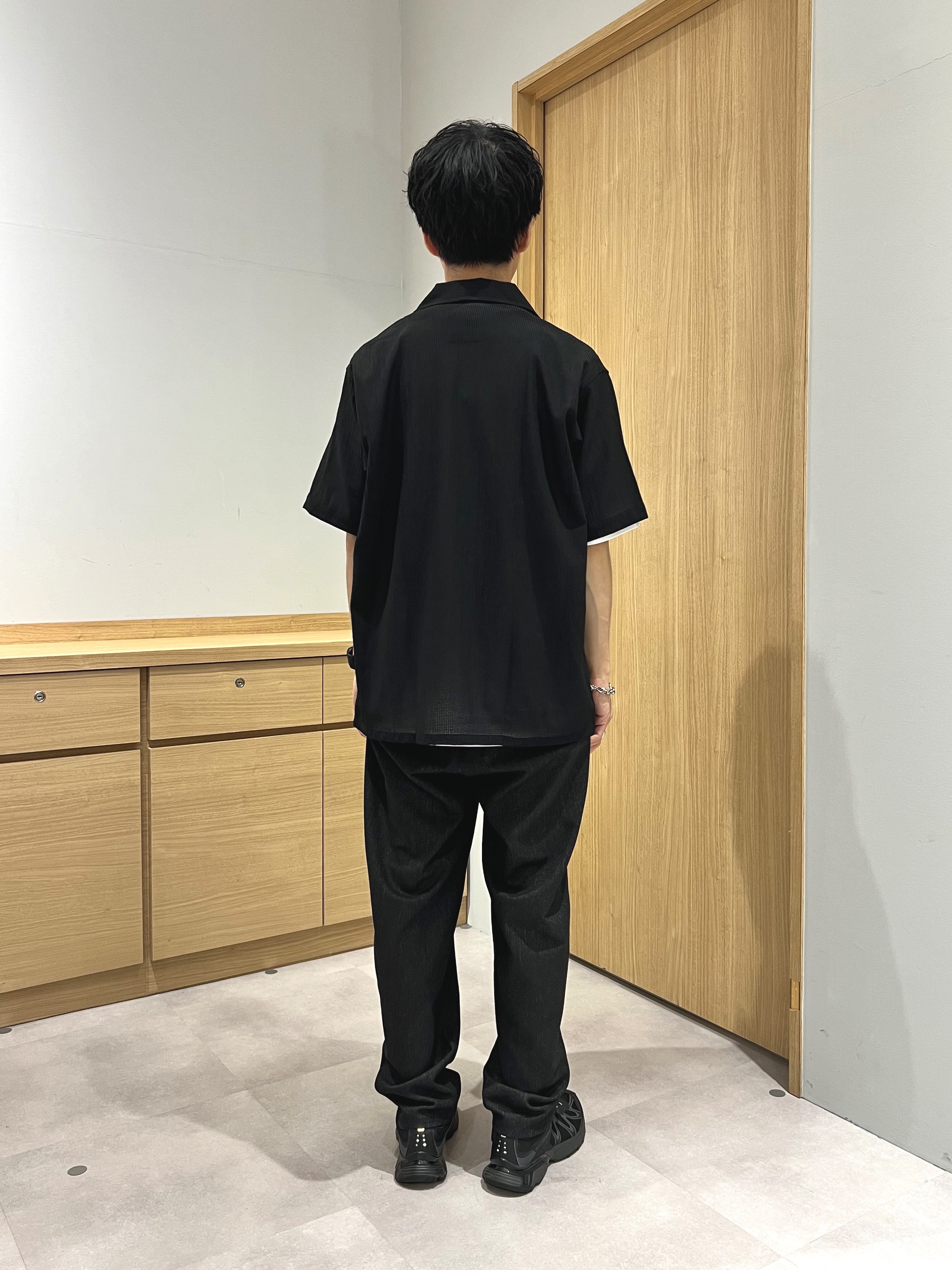 yutoさんの「TAKEO KIKUCHI｜【通気性】トリコットサッカー オープンカラー シャツ」を使ったコーディネート