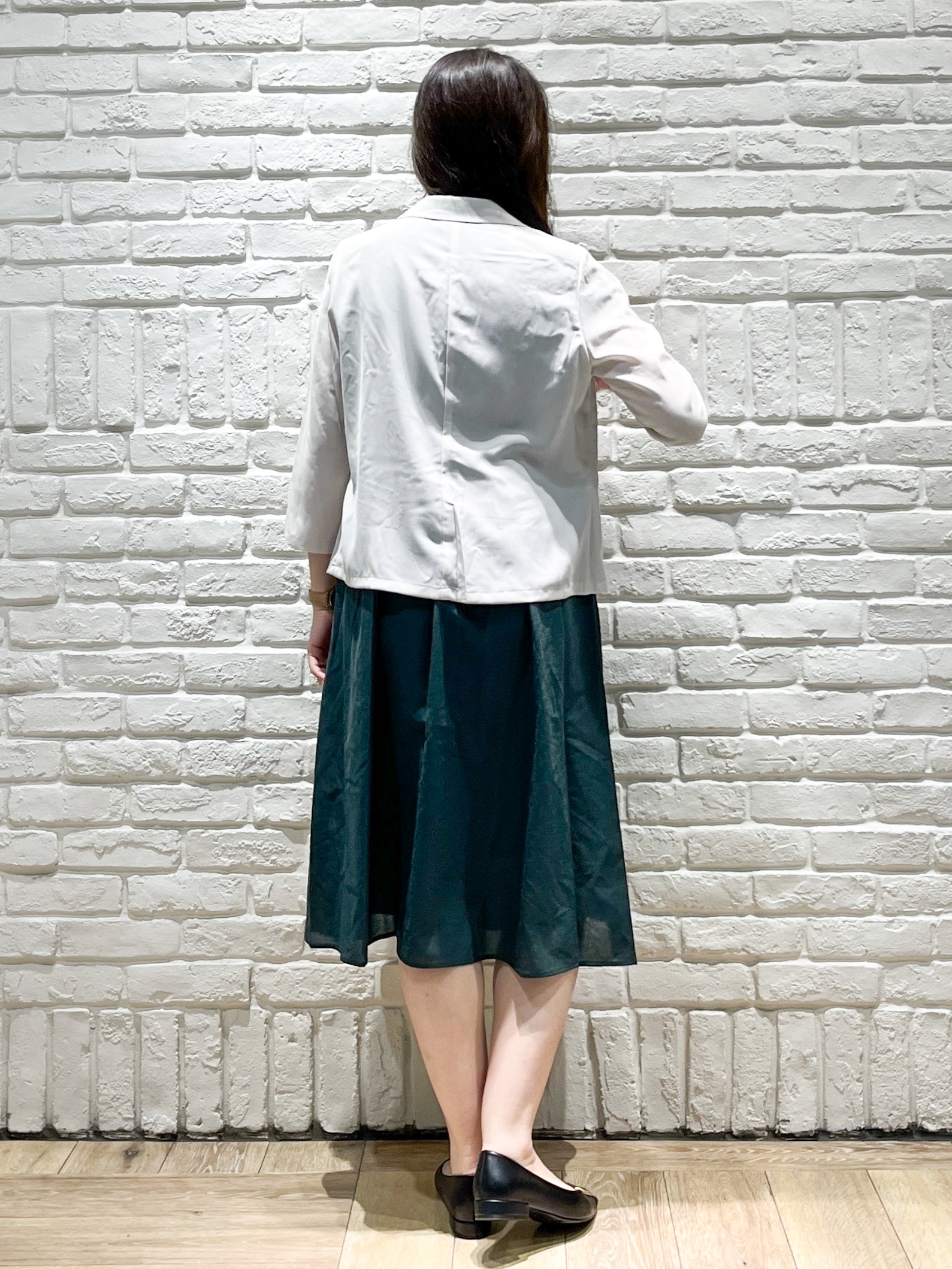 erinaさんの「index｜【接触冷感／防シワ】ひんやり7分袖テーラードジャケット《洗濯機OK》」を使ったコーディネート