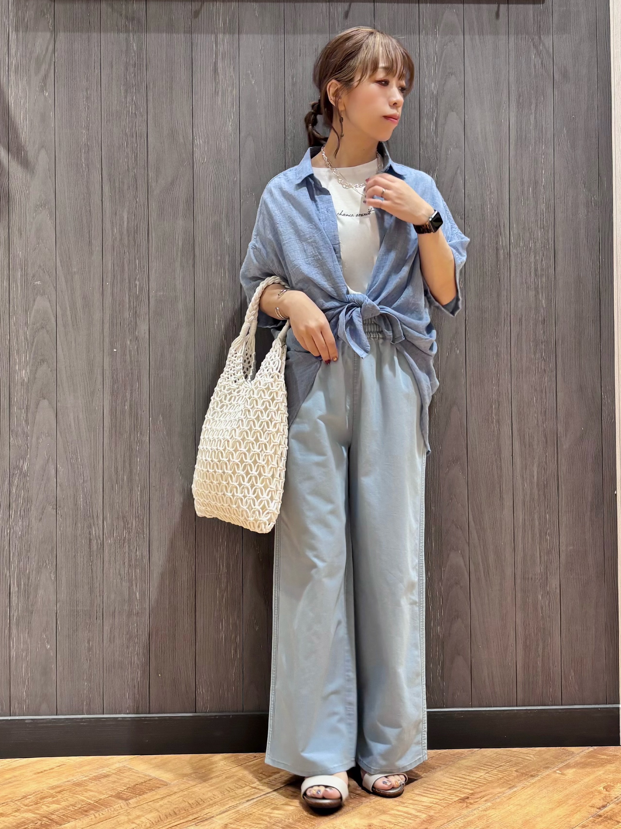 meiさんの「SHOO･LA･RUE｜ヒップがすっぽり隠れる やわらか5分袖シアーシャツ」を使ったコーディネート
