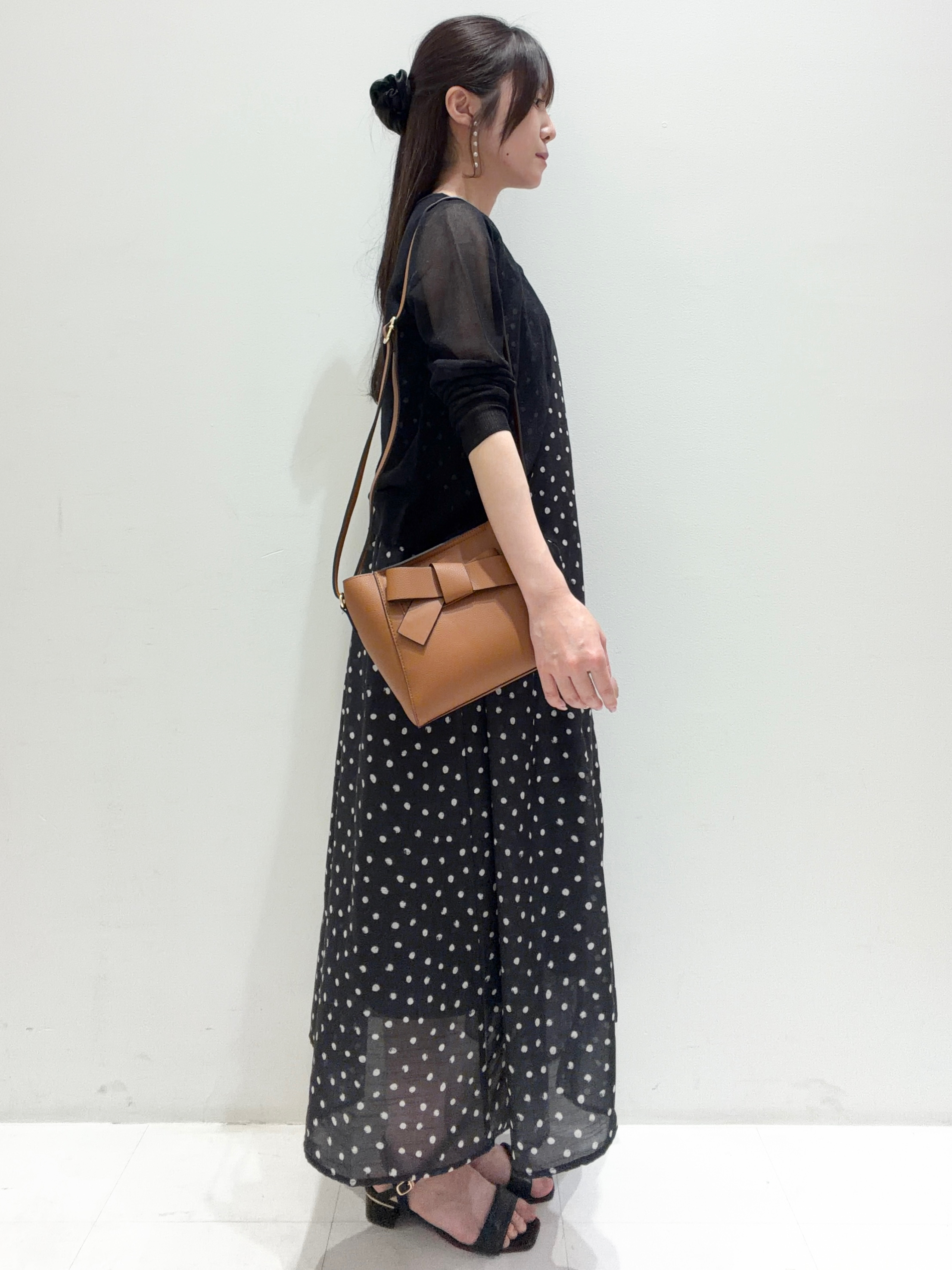 risaさんの「grove｜高評価！【洗える/名品】大人の透け感、シアーカーディガン」を使ったコーディネート