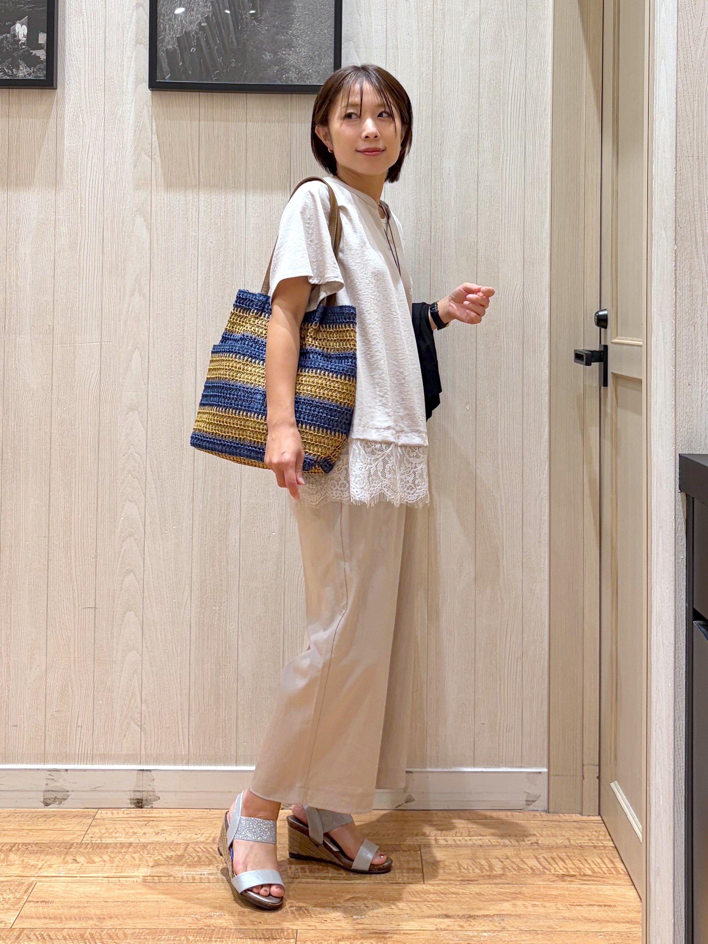 shirayuuuさんの「SHOO･LA･RUE｜【洗濯機可/S-LL】オンにもオフにも マルチに使えるボタンレスカーディガン」を使ったコーディネート