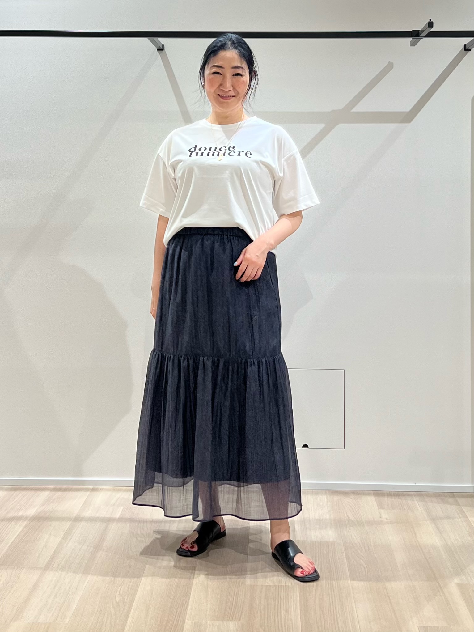 TOMOMIさんの「UNTITLED｜◆【洗える】シアーブルゾン」を使ったコーディネート
