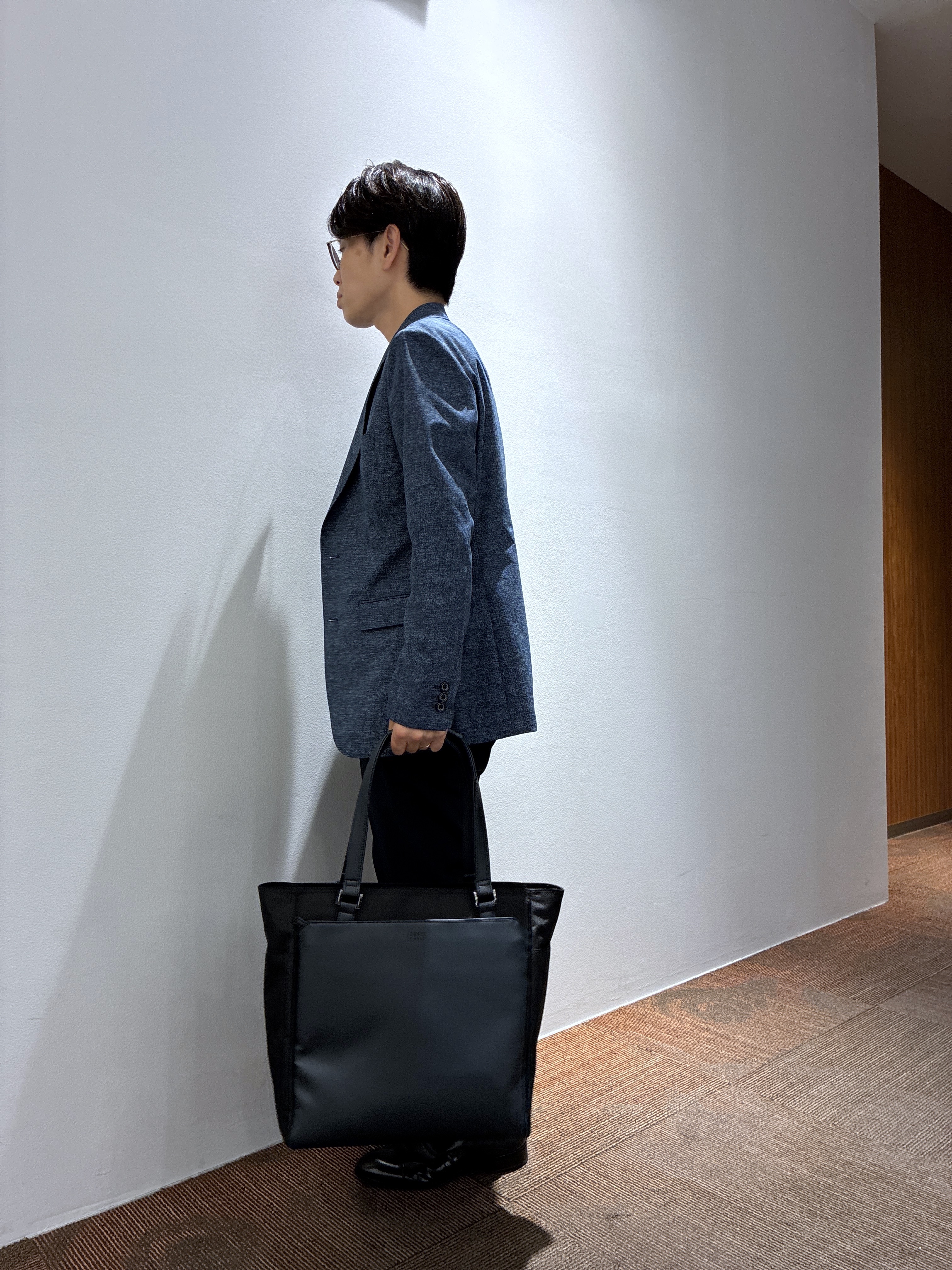 わいずみさんの「TAKEO KIKUCHI｜【抗菌防臭】COOL DOTS（R）ドビープリント ジャケット」を使ったコーディネート