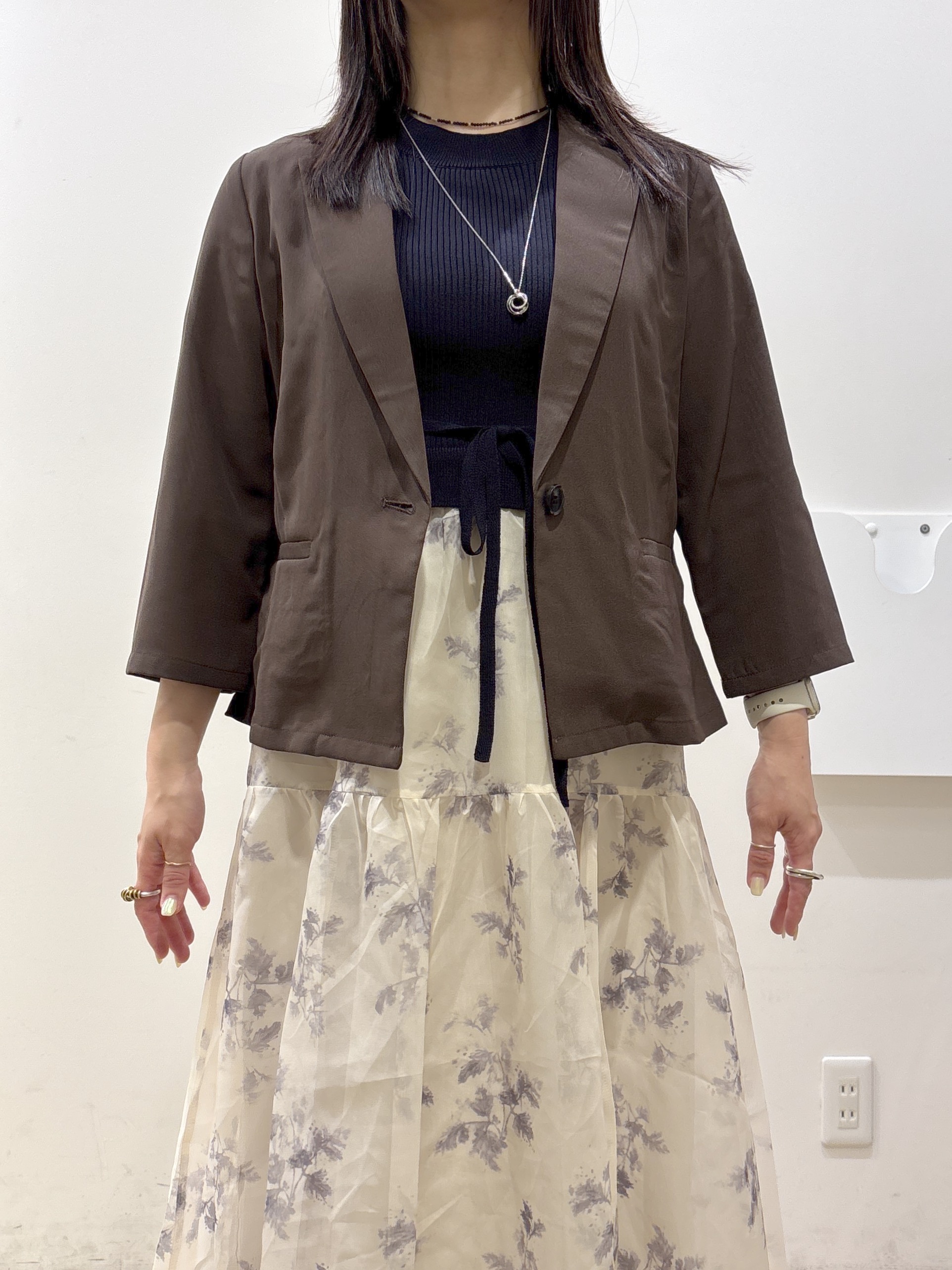 mameさんの「index｜【接触冷感／防シワ】ひんやり7分袖テーラードジャケット《洗濯機OK》」を使ったコーディネート